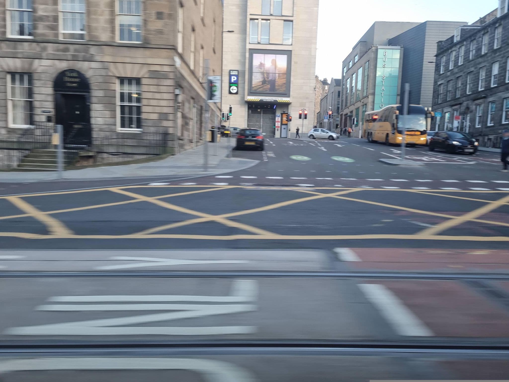 Street view near Osbourne Hotel, Edinburgh — © EDINBURGH_11 (CC BY-SA · Mapillary)