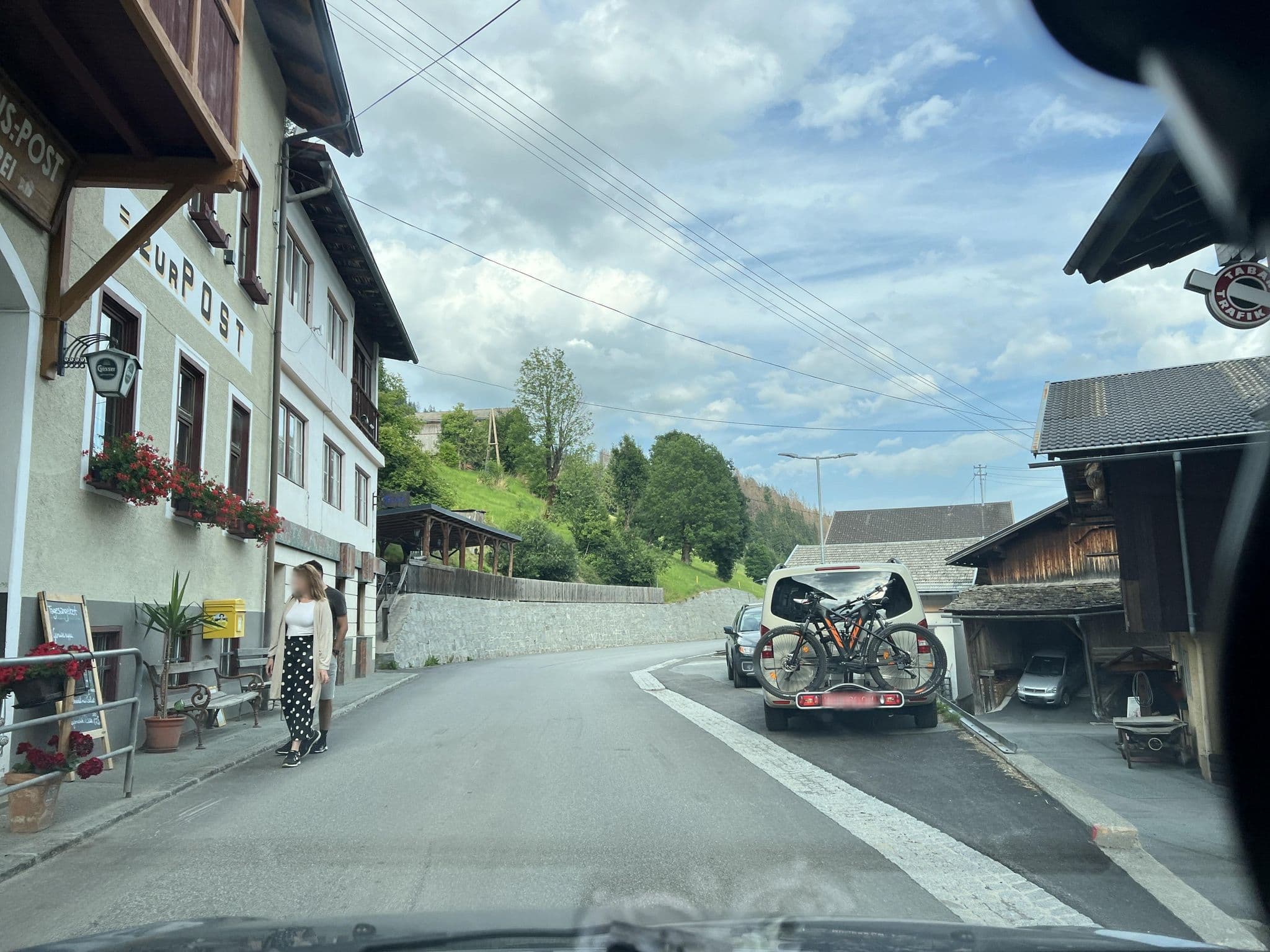 Street view near Gasthof zur Post, Tristach — © igorzo (CC BY-SA · Mapillary)