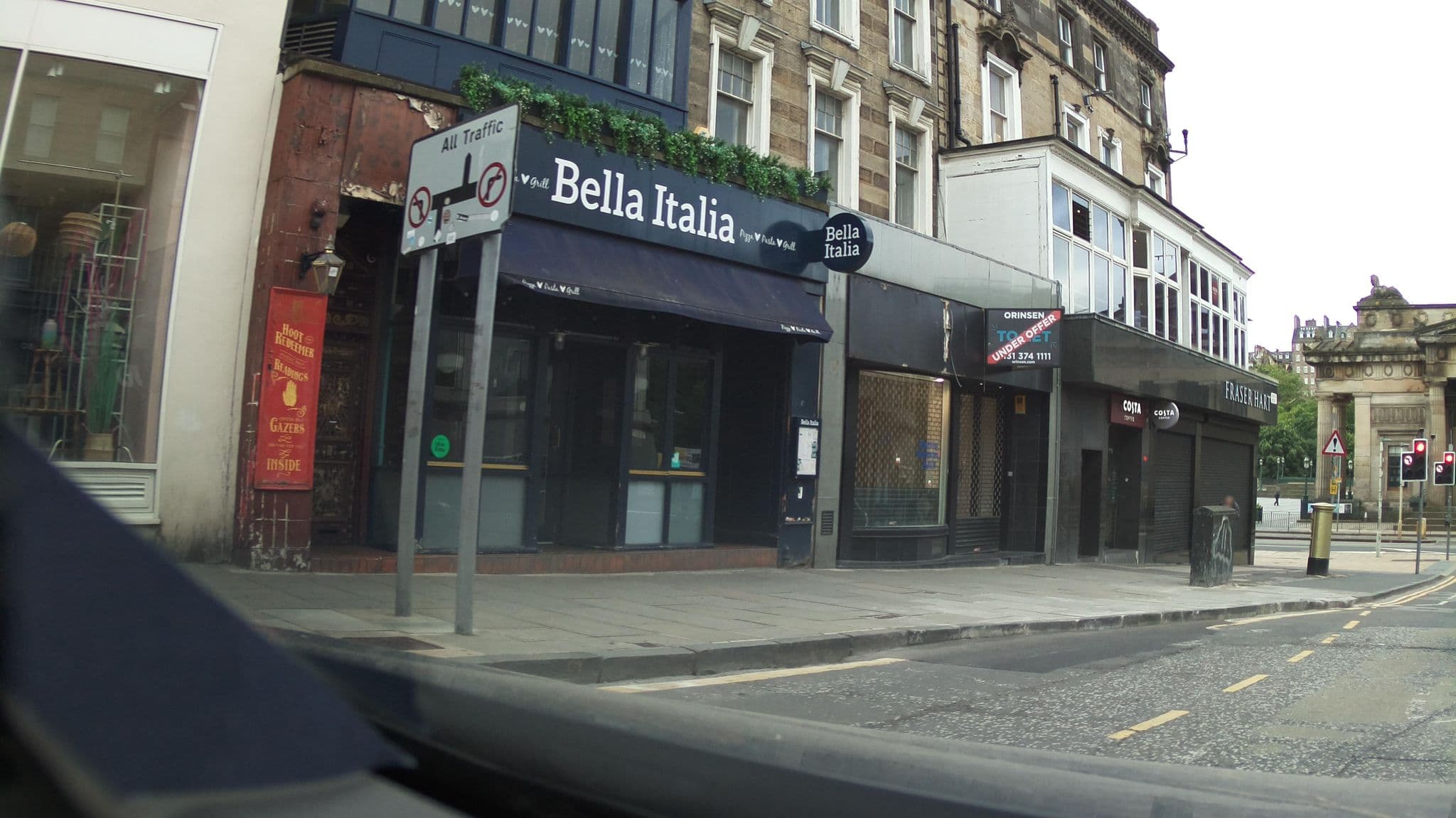 Street view near Edinburgh Hideaways - Hanover Hideaway, Edinburgh — © southglos (CC BY-SA · Mapillary)