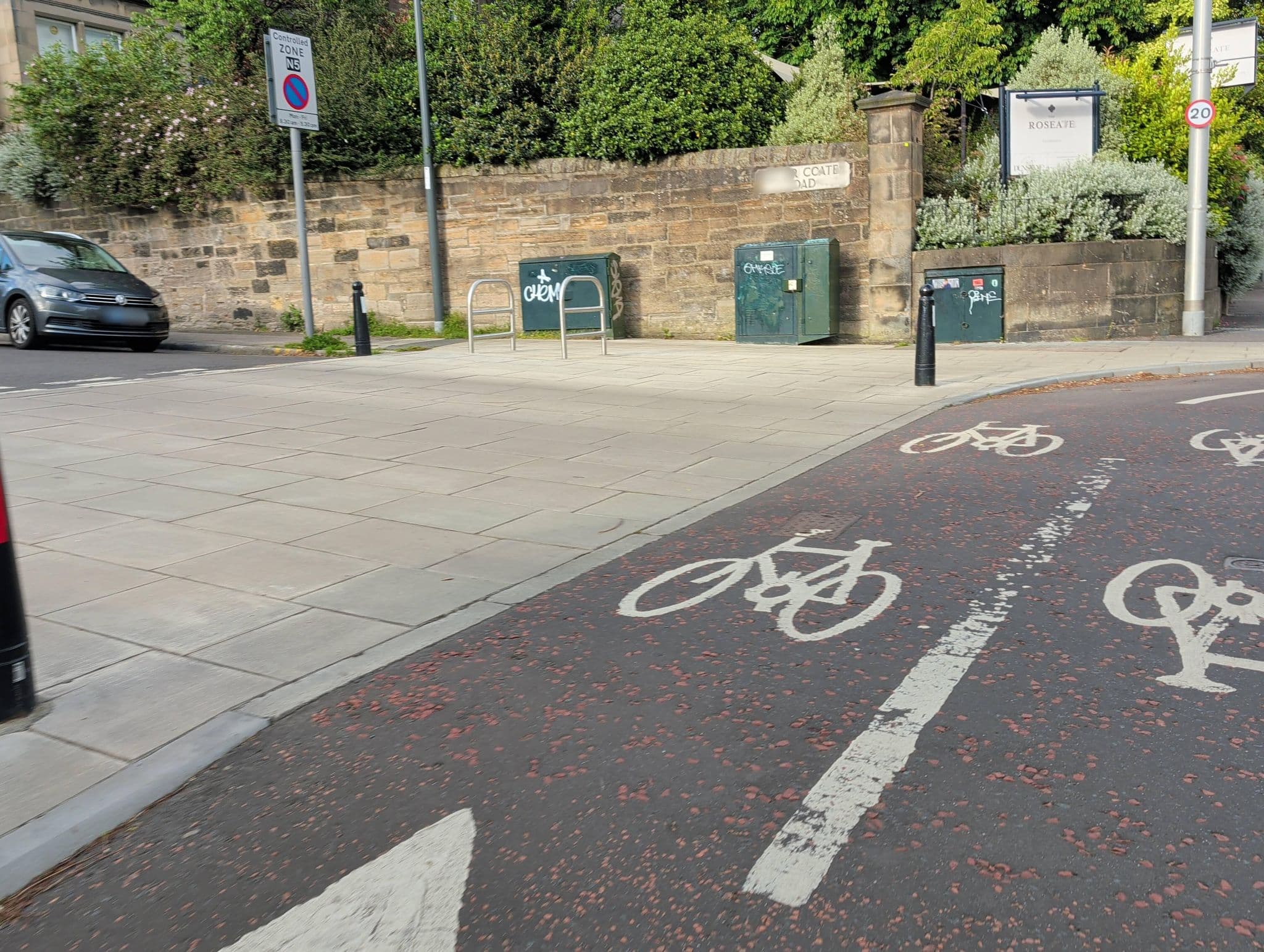 Street view near The Dunstane Houses, Edinburgh — © chris (CC BY-SA · Mapillary)