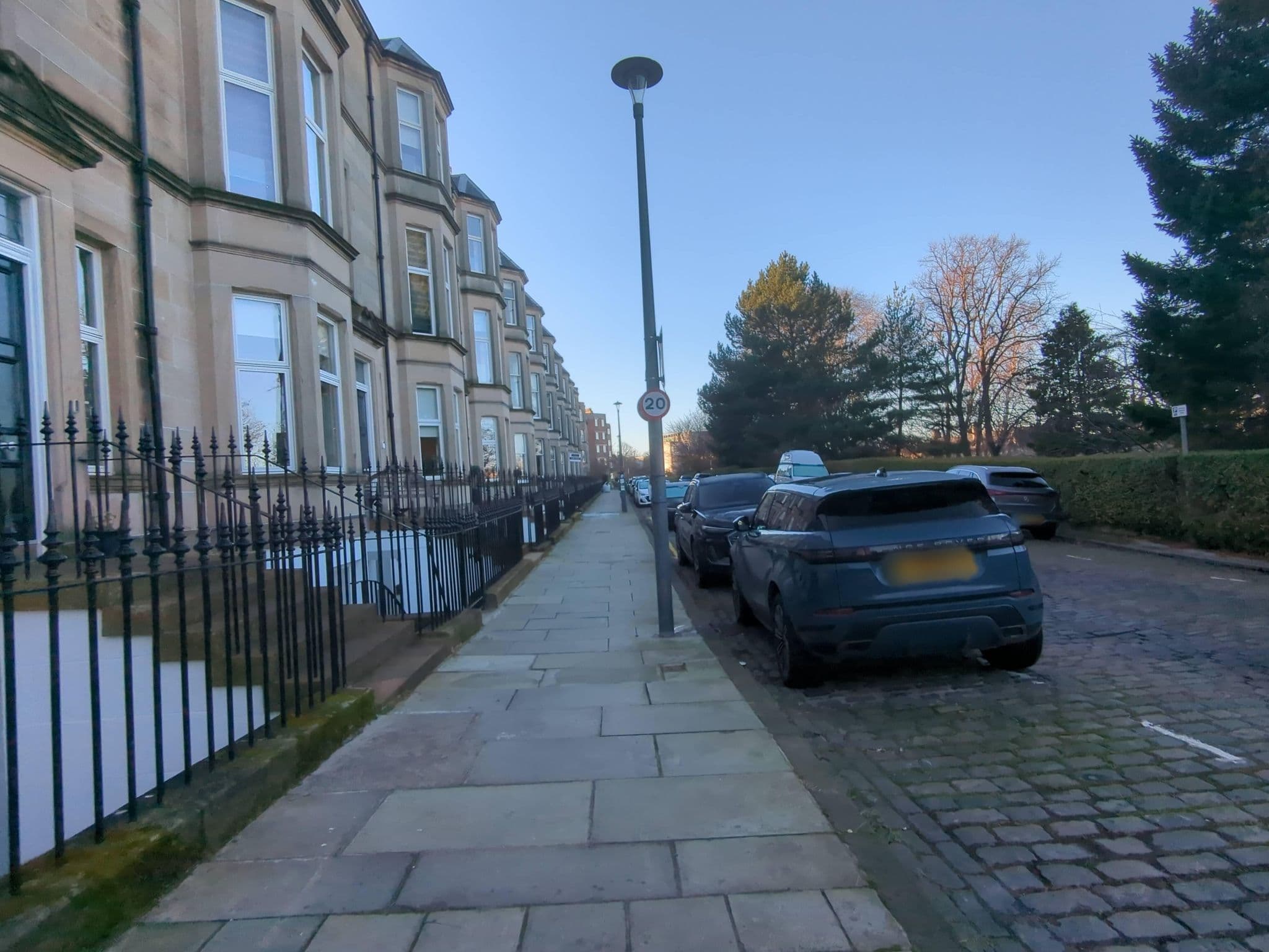Street view near Channings, Edinburgh — © ccbb7766 (CC BY-SA · Mapillary)