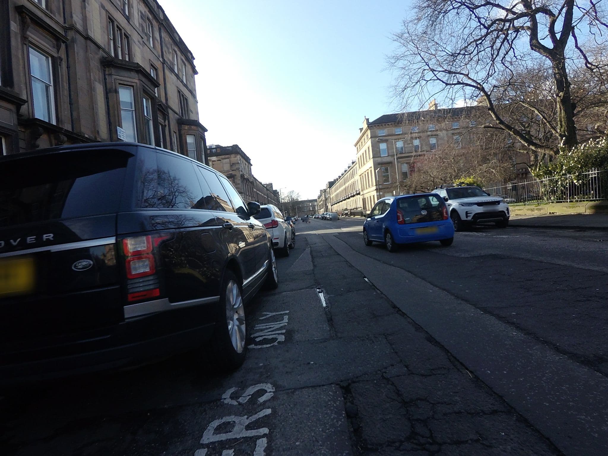 Street view near Scottish Edapartments, Edinburgh — © hobgoblin (CC BY-SA · Mapillary)