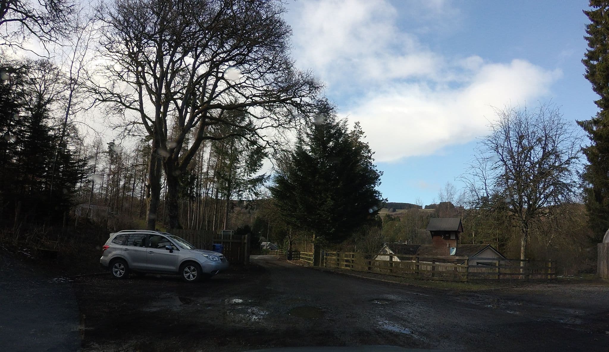 Street view near The Grandtully Hotel, Pitlochry — © hobgoblin (CC BY-SA · Mapillary)