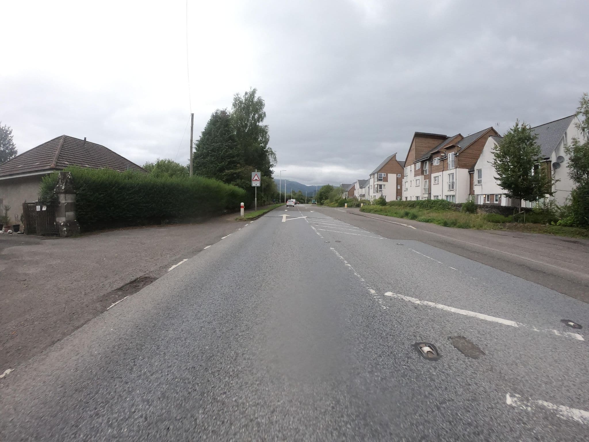 Street view near Myrhe Cottage, Callander — © joostjakob (CC BY-SA · Mapillary)