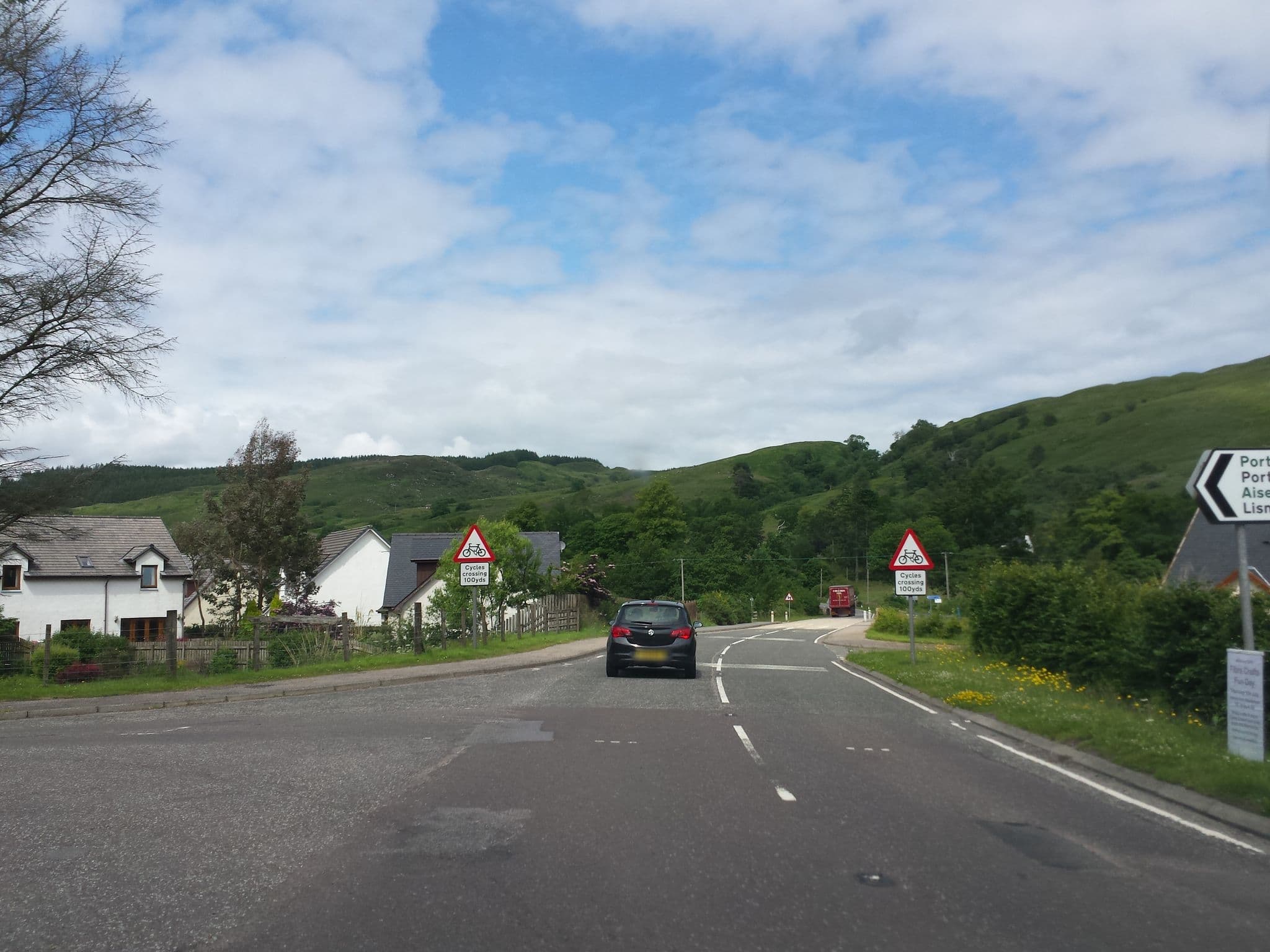 Street view near Holly Tree Hotel and Leisure Centre Kentallen Appin, Oban — © rudolfmayer (CC BY-SA · Mapillary)