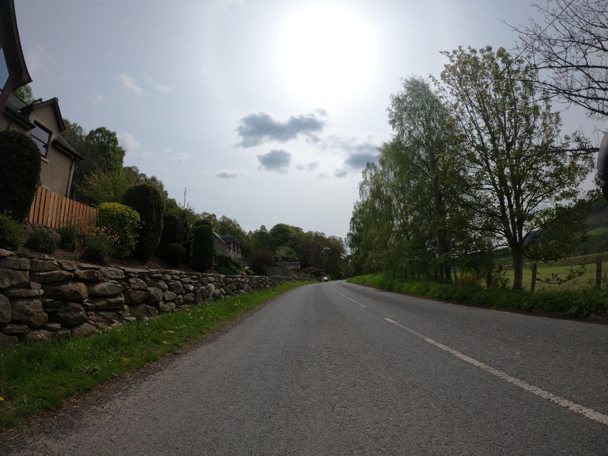 Street view near Benvrackie, Pitlochry — © plexi32 (CC BY-SA · Mapillary)