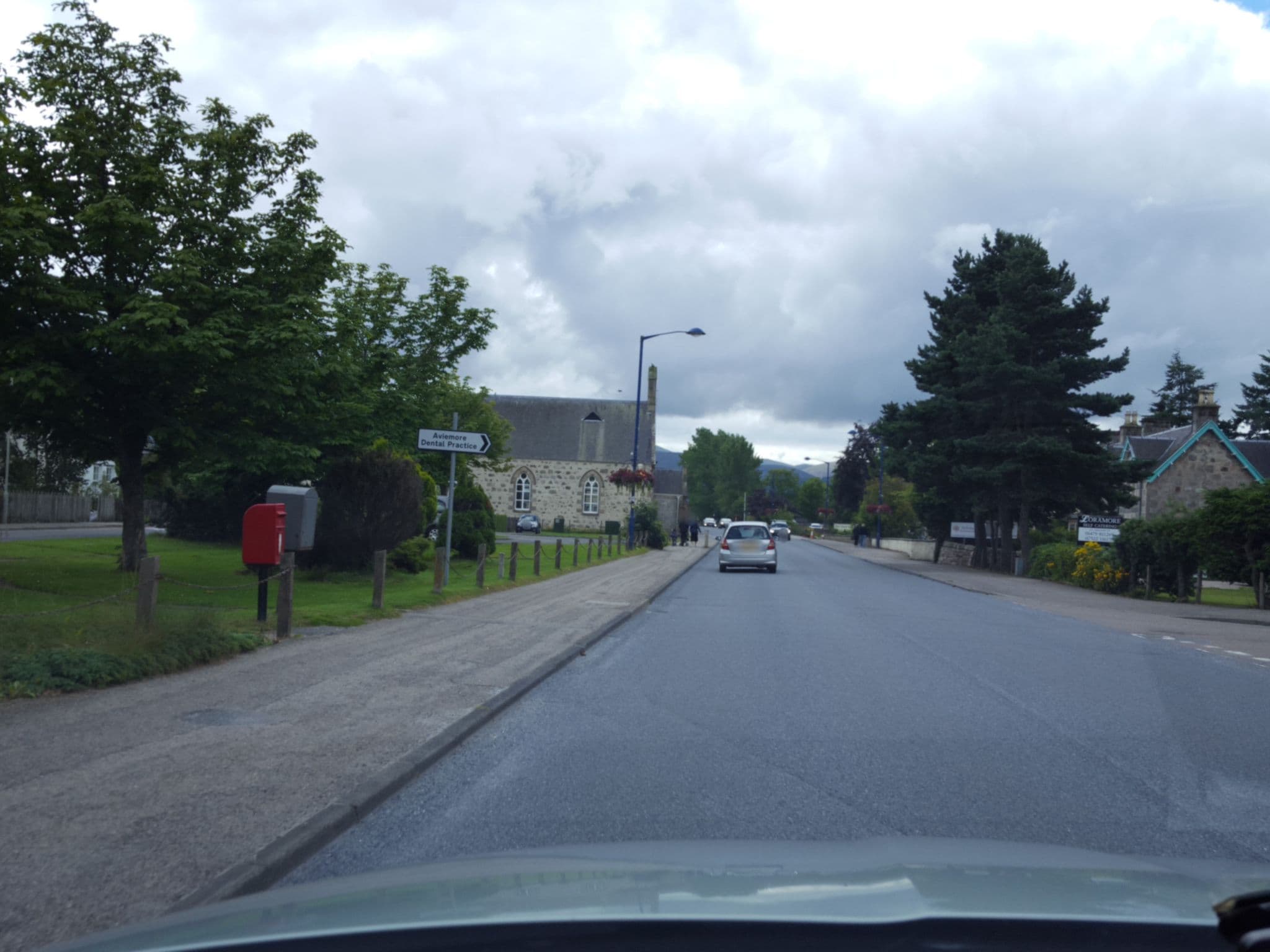 Street view near Vermont Bed&Breakfast, Aviemore — © hobgoblin (CC BY-SA · Mapillary)