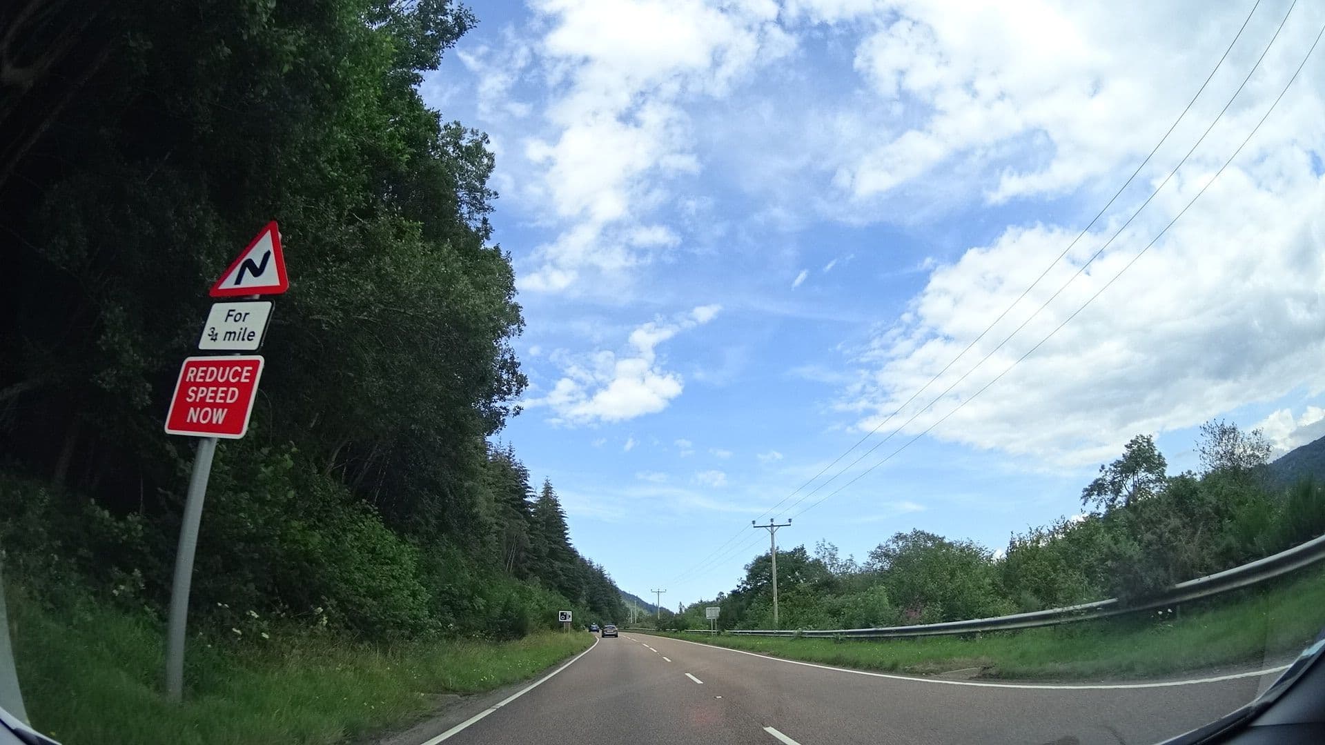Street view near Pole Cottages, Drumnadrochit — © panieravide (CC BY-SA · Mapillary)