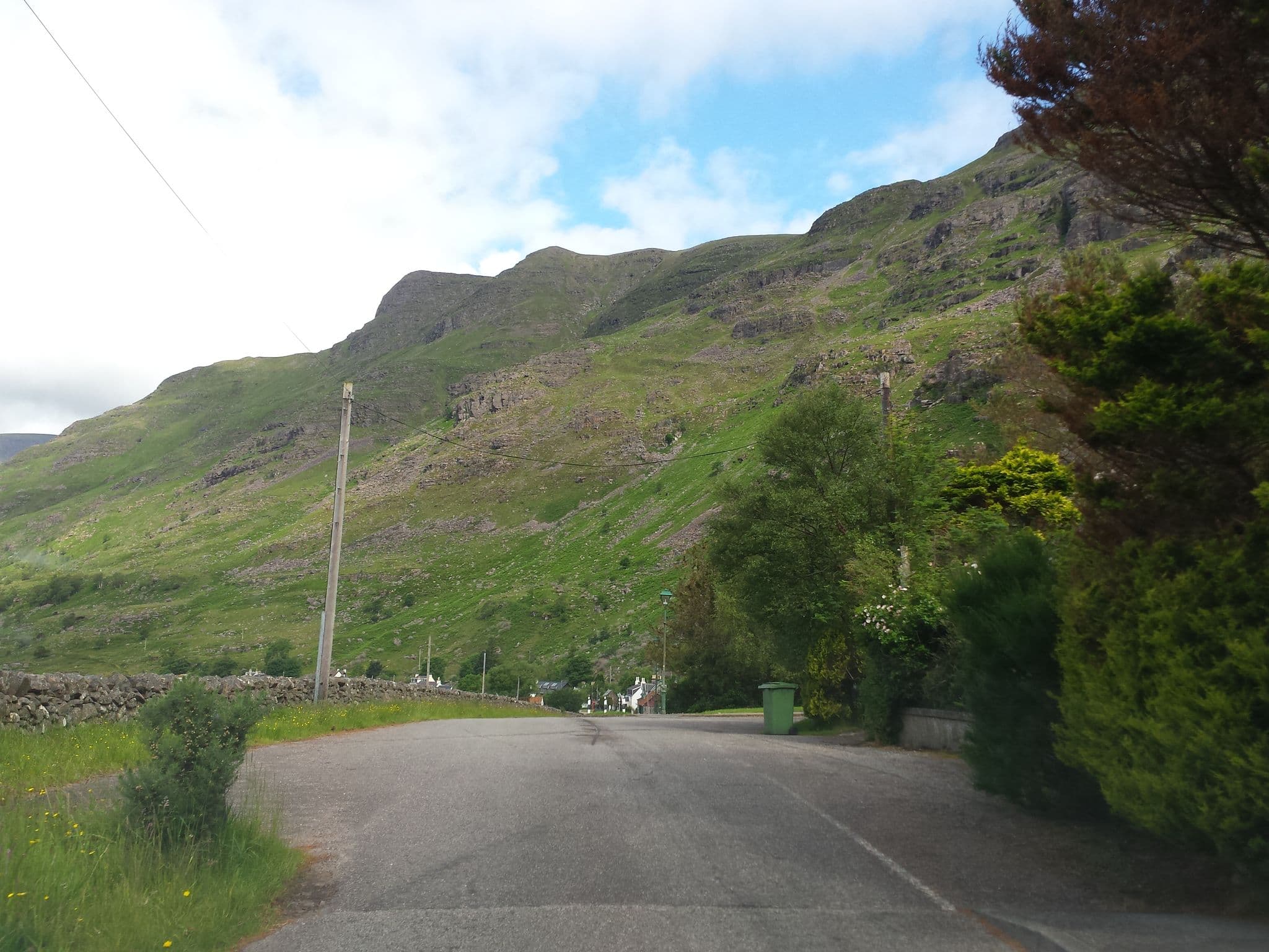 Street view near West Home, Portree — © rudolfmayer (CC BY-SA · Mapillary)