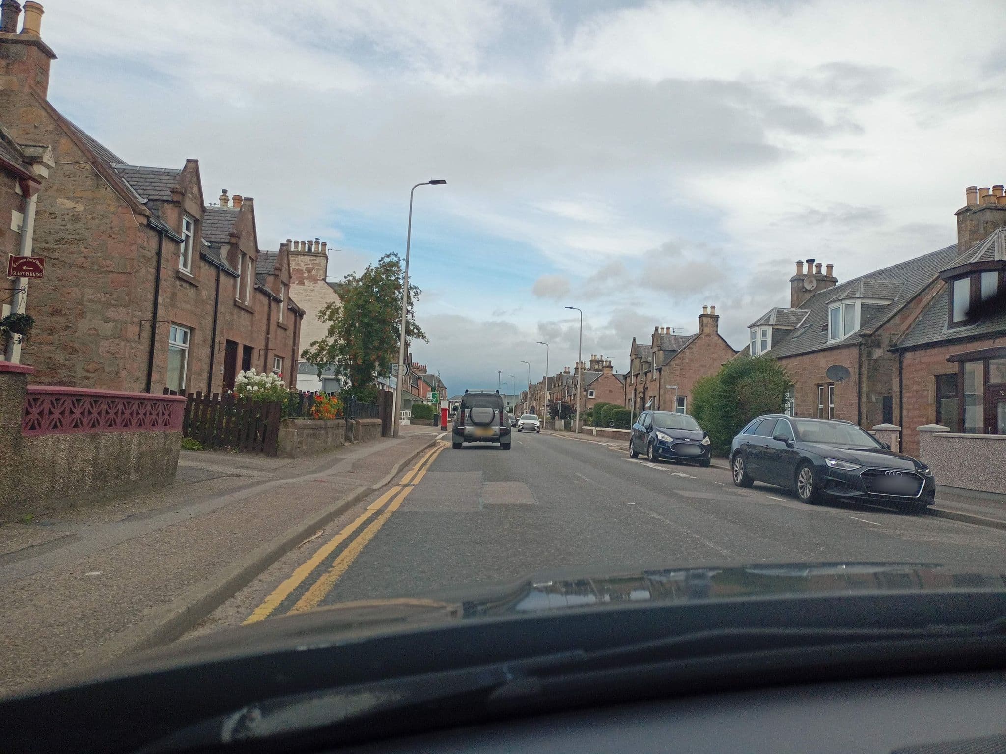 Street view near Iona Guesthouse, Inverness — © xdTAGCLAN (CC BY-SA · Mapillary)
