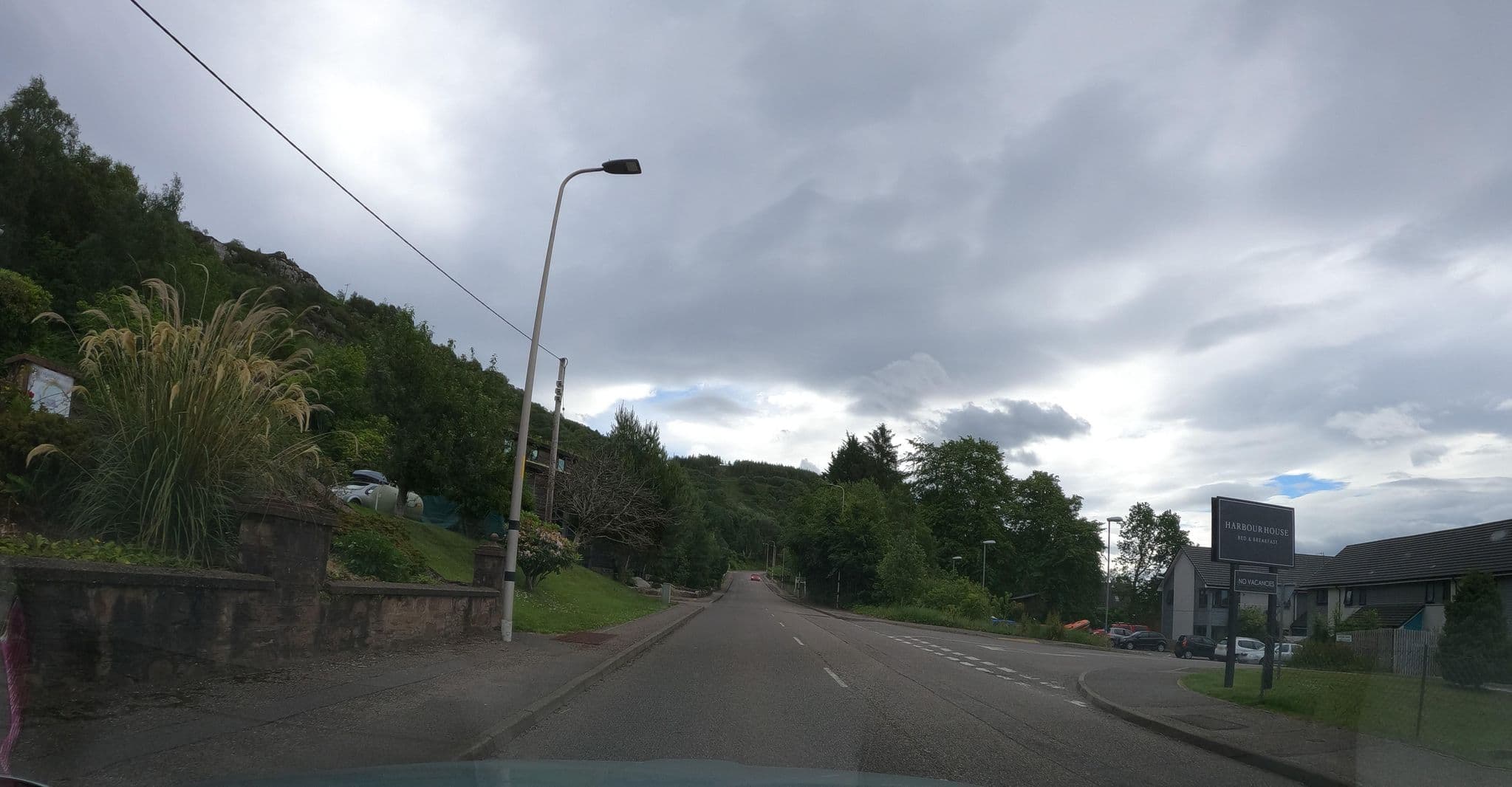 Street view near Bungalow 500, Ullapool — © hobgoblin (CC BY-SA · Mapillary)