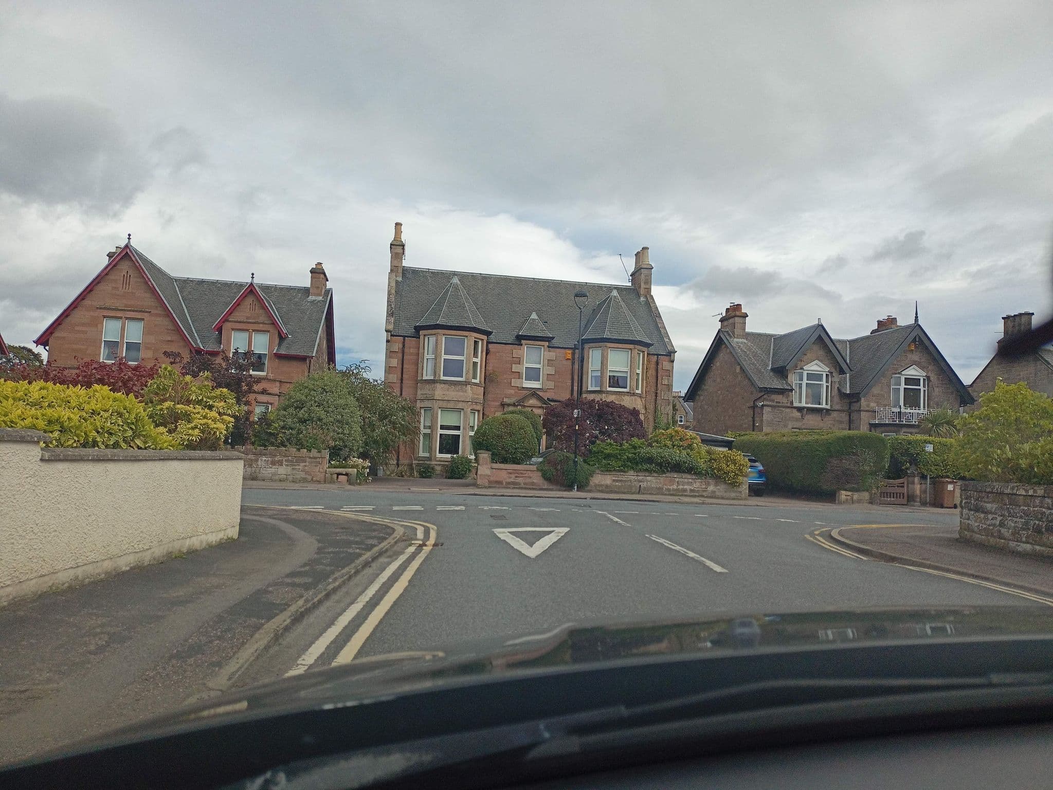 Street view near An Grianan B&B, Inverness — © xdTAGCLAN (CC BY-SA · Mapillary)
