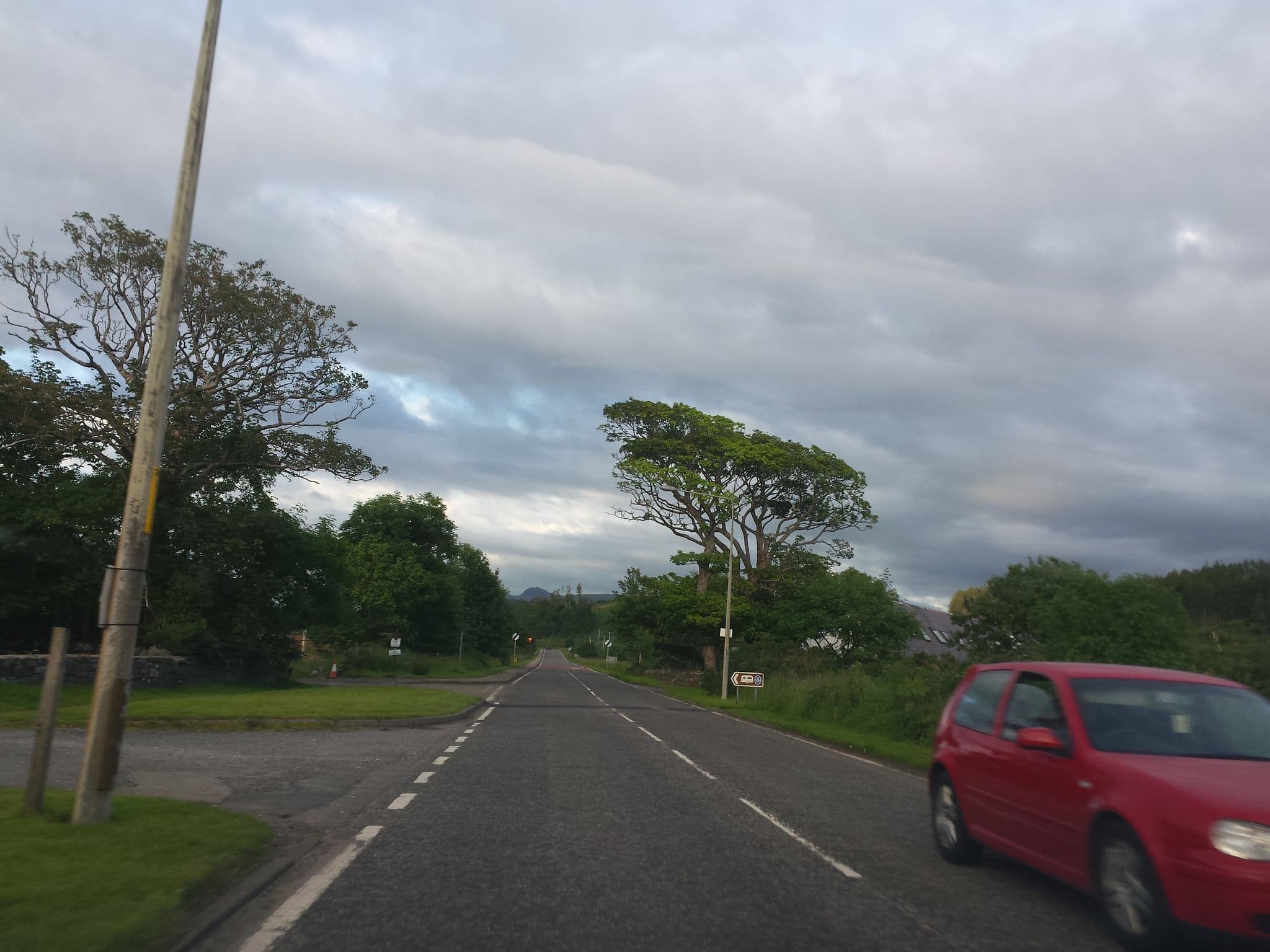 Street view near Sgurr Mor Lodge, Portree — © rudolfmayer (CC BY-SA · Mapillary)