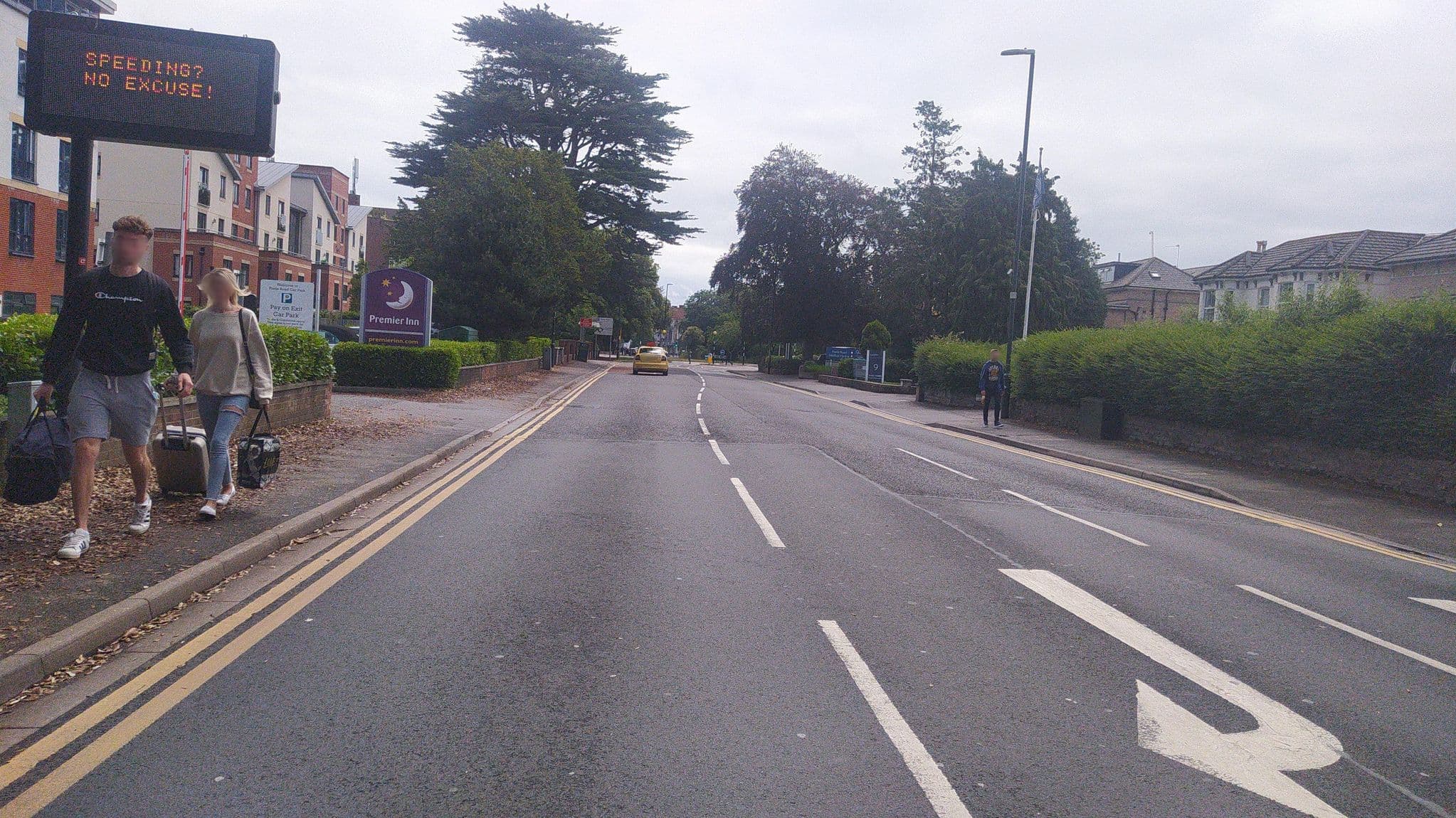 Street view near Premier Inn Bournemouth West Cliff, Bournemouth — © noid (CC BY-SA · Mapillary)