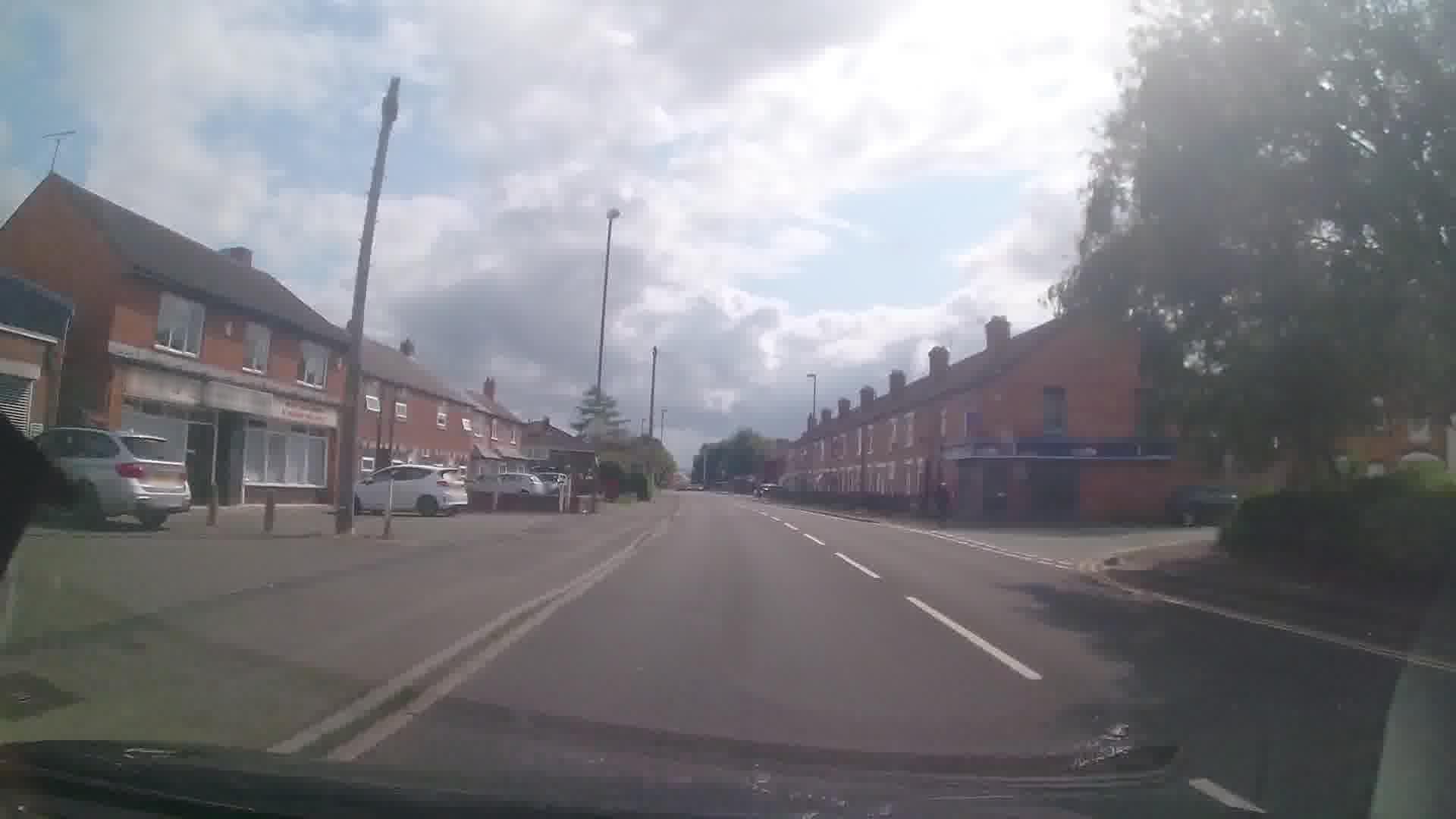 Street view near Short Stay Rooms, Shrewsbury — © trigpoint (CC BY-SA · Mapillary)
