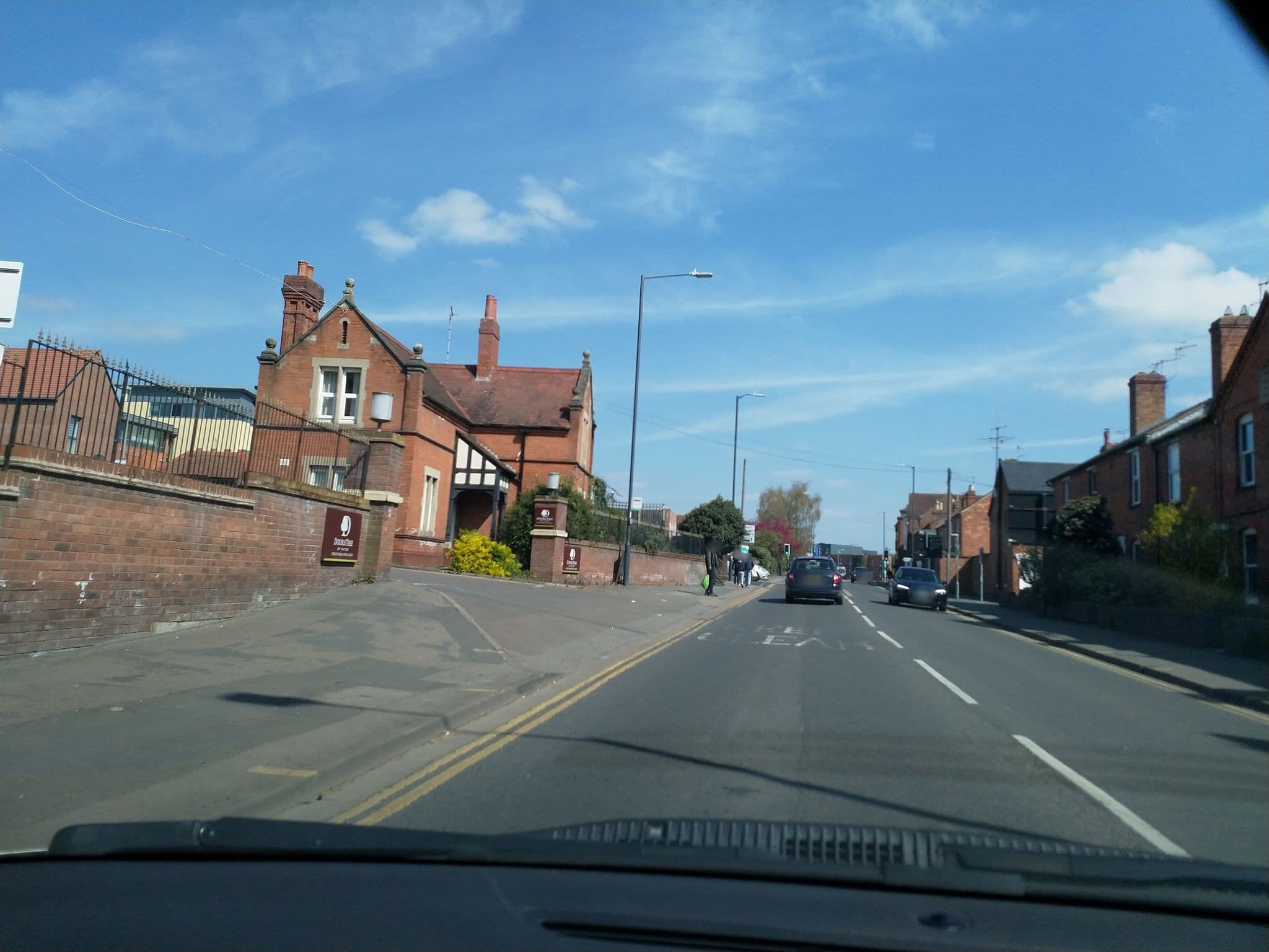 Street view near The Cambridge Belfry, Stratford-upon-Avon — © laye (CC BY-SA · Mapillary)