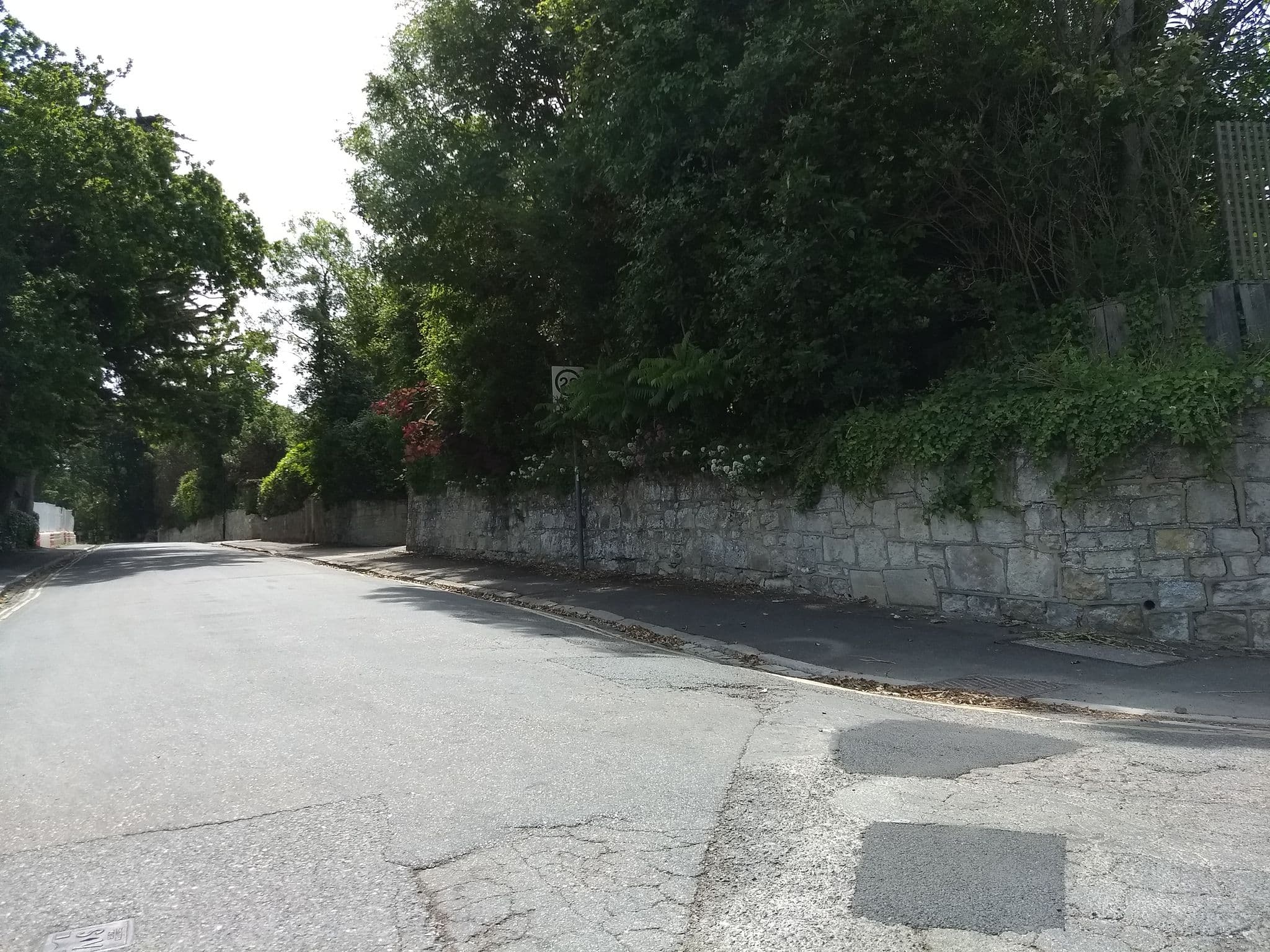 Street view near Priory Manor Hotel, Shanklin — © mappernerd (CC BY-SA · Mapillary)