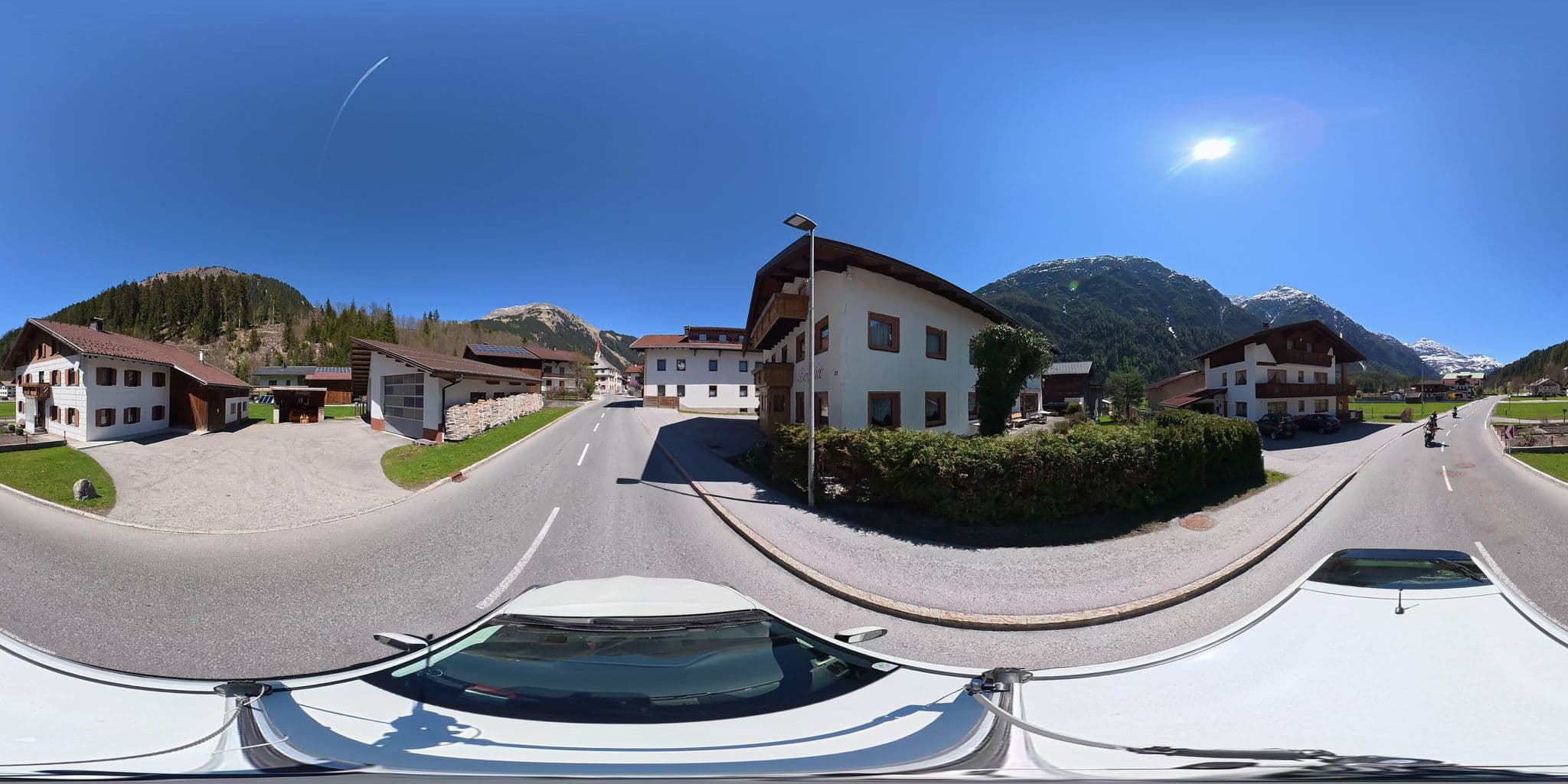 Street view near Bergblick, Pettneu