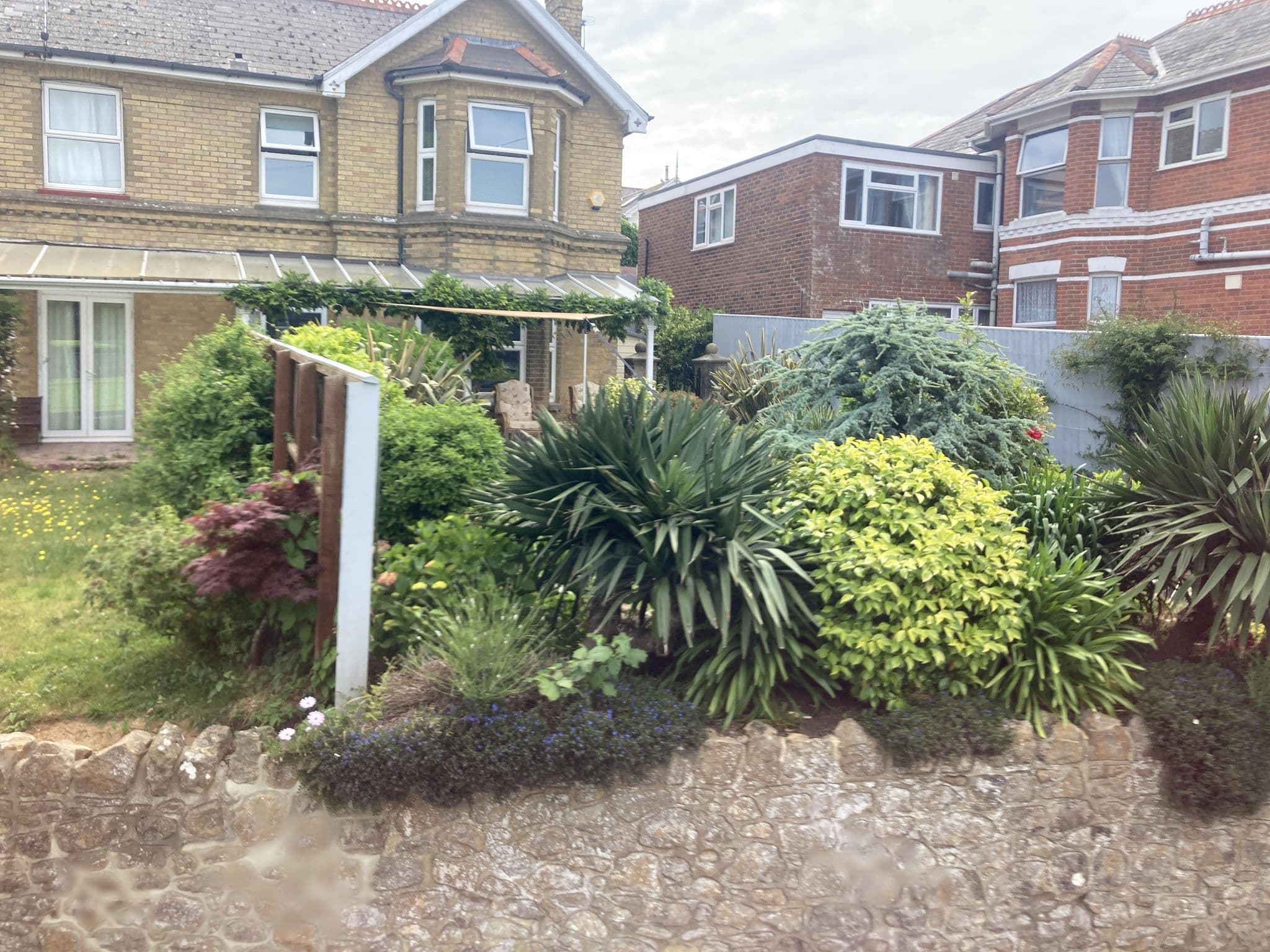Street view near Rosemere Guest House, Shanklin — © cjmalone (CC BY-SA · Mapillary)