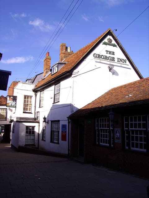 The George Inn (via Wikimedia Commons, CC BY-SA 2.0)