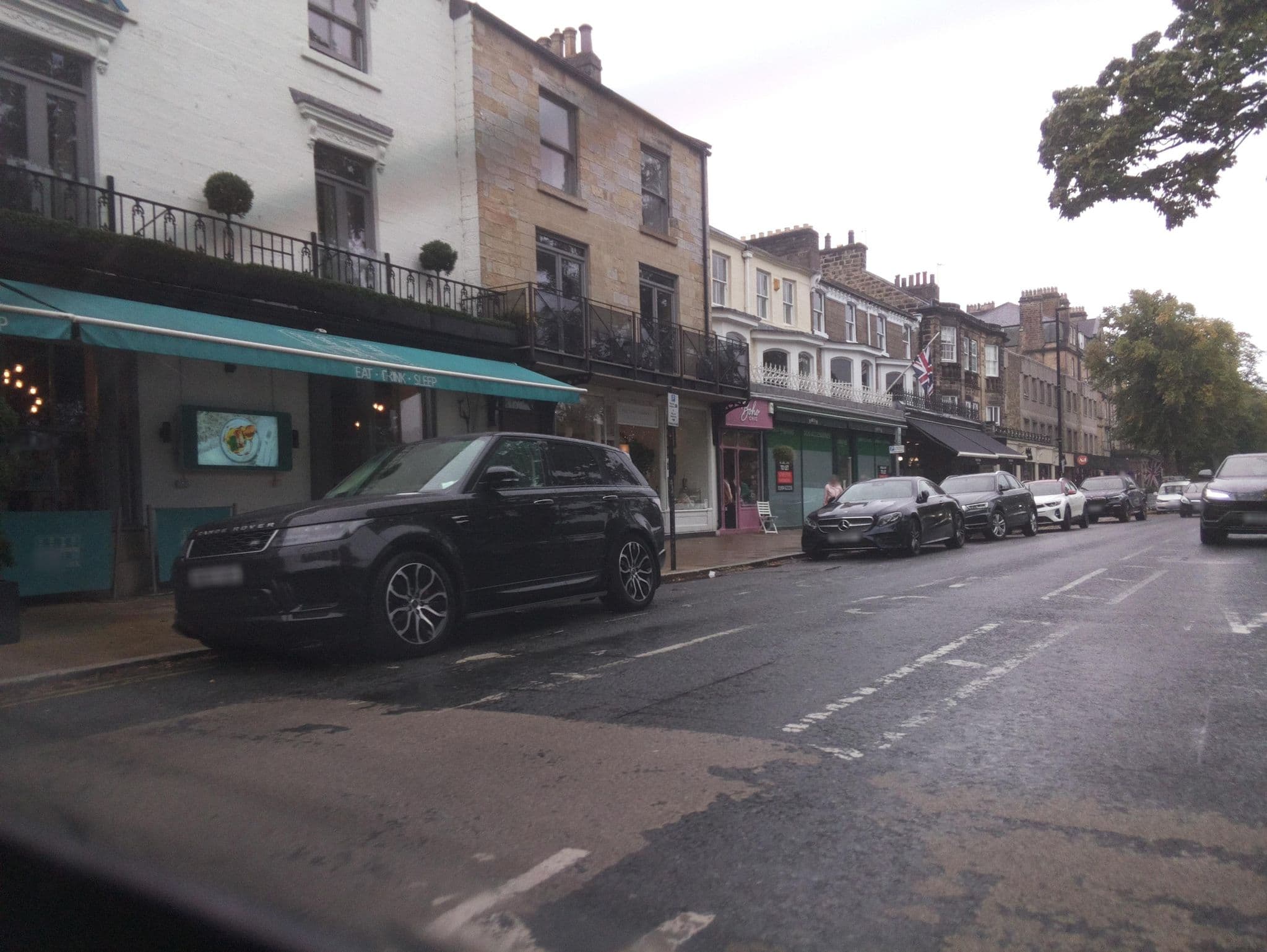 Street view near Harrogate Serviced Apartments, Harrogate — © southglos (CC BY-SA · Mapillary)