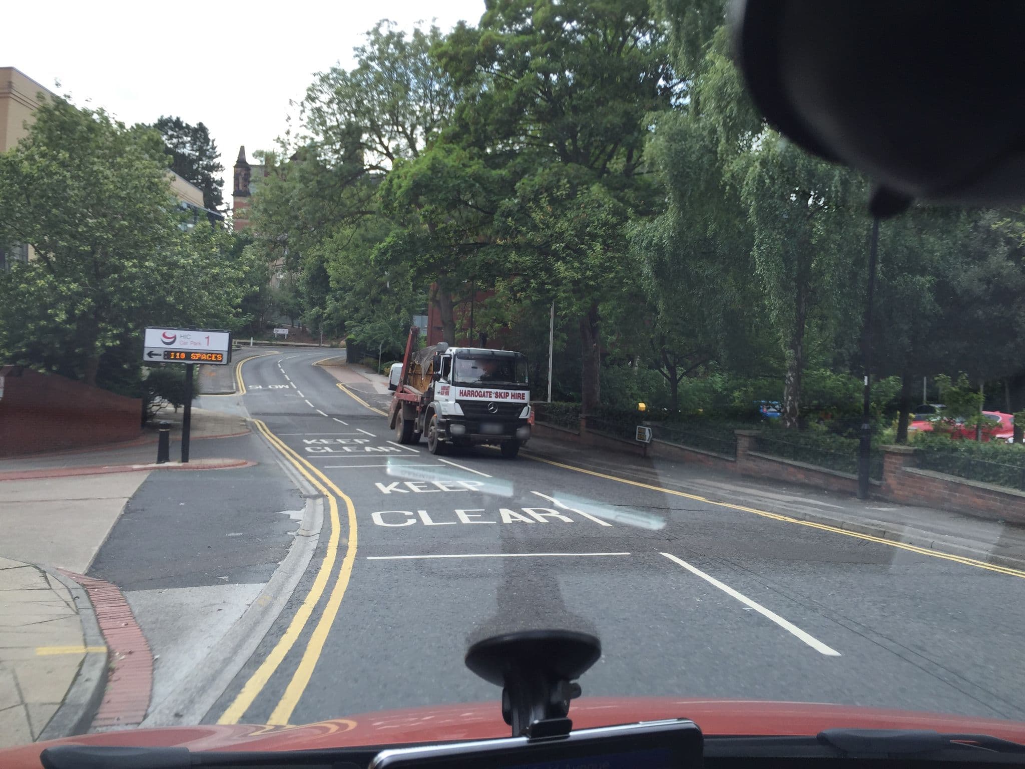 Street view near Harrogate Moat House, Harrogate — © mackerski (CC BY-SA · Mapillary)