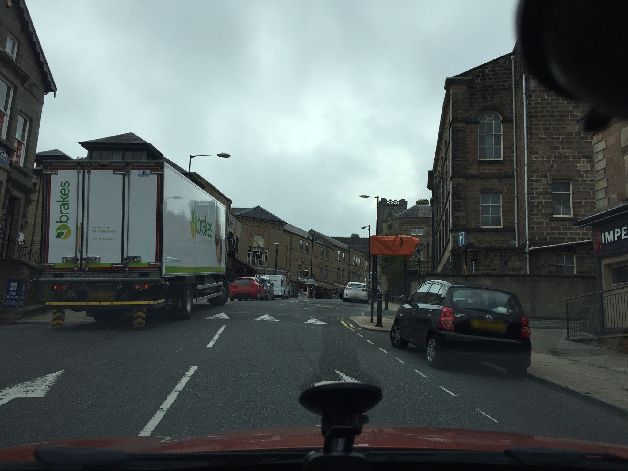 Street view near The Lemon Tree Design Co, Harrogate — © mackerski (CC BY-SA · Mapillary)