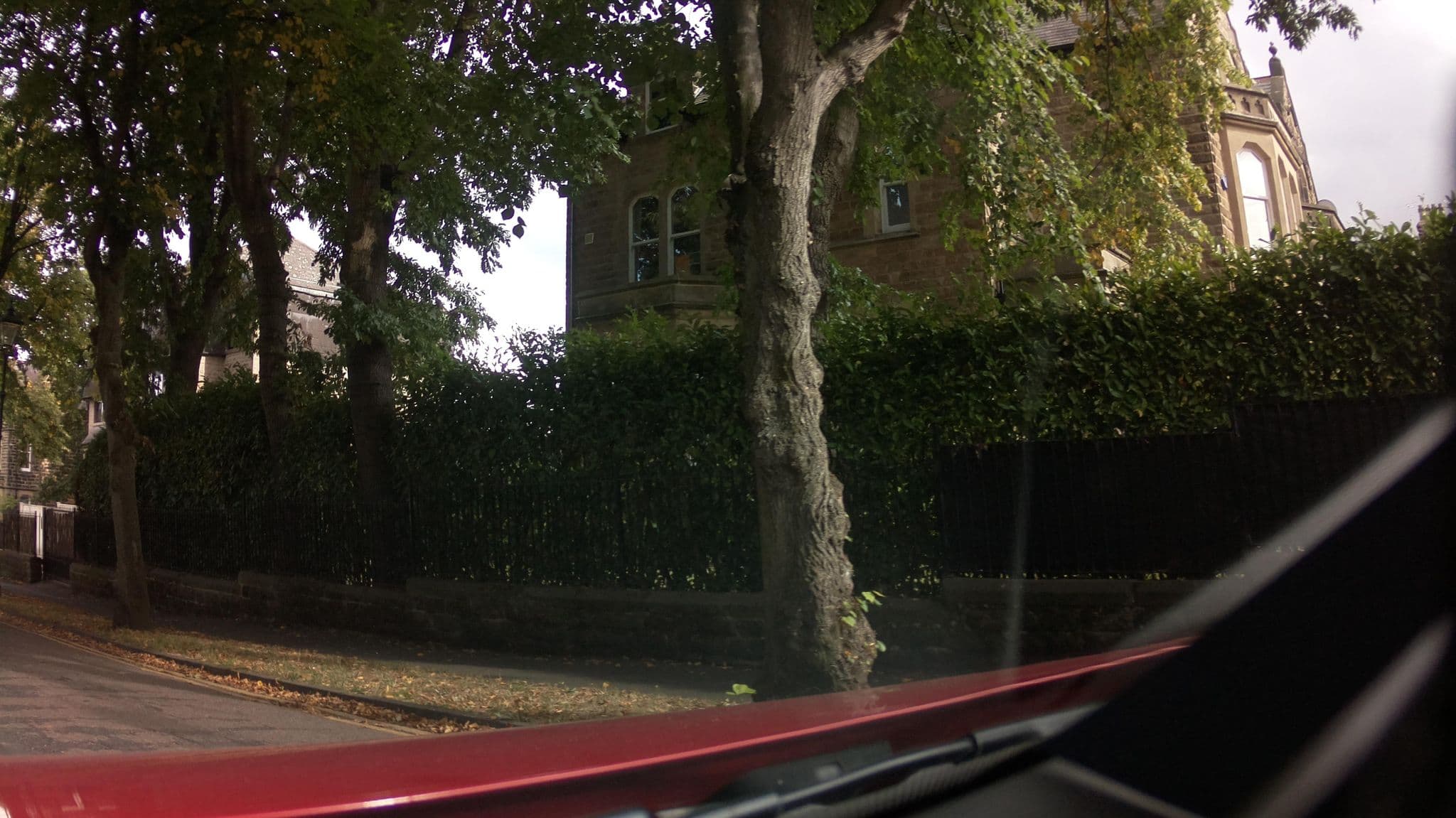 Street view near Delaine, Harrogate — © southglos (CC BY-SA · Mapillary)