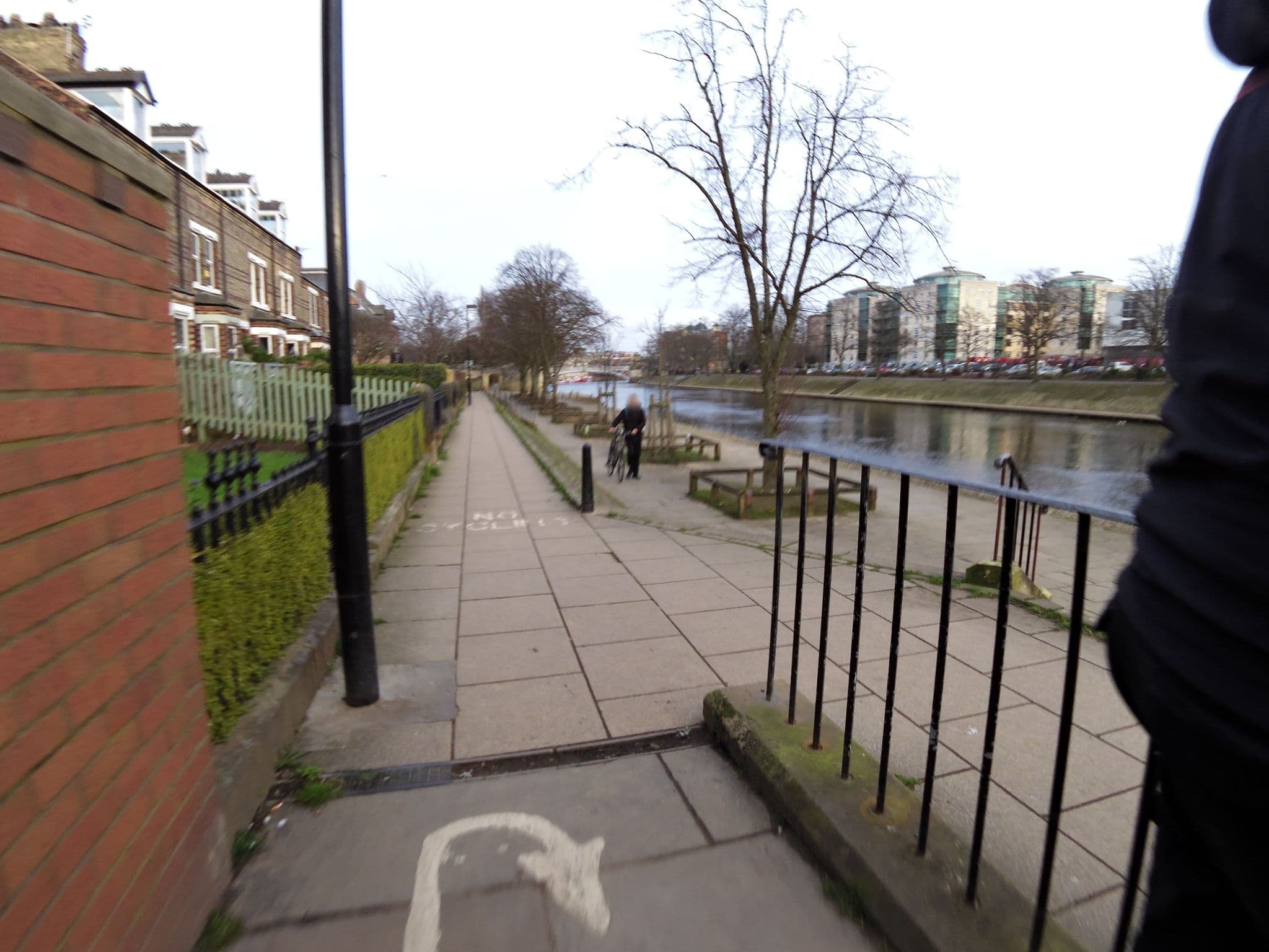 Street view near Riverside Walk Guest House, York — © smsm1 (CC BY-SA · Mapillary)