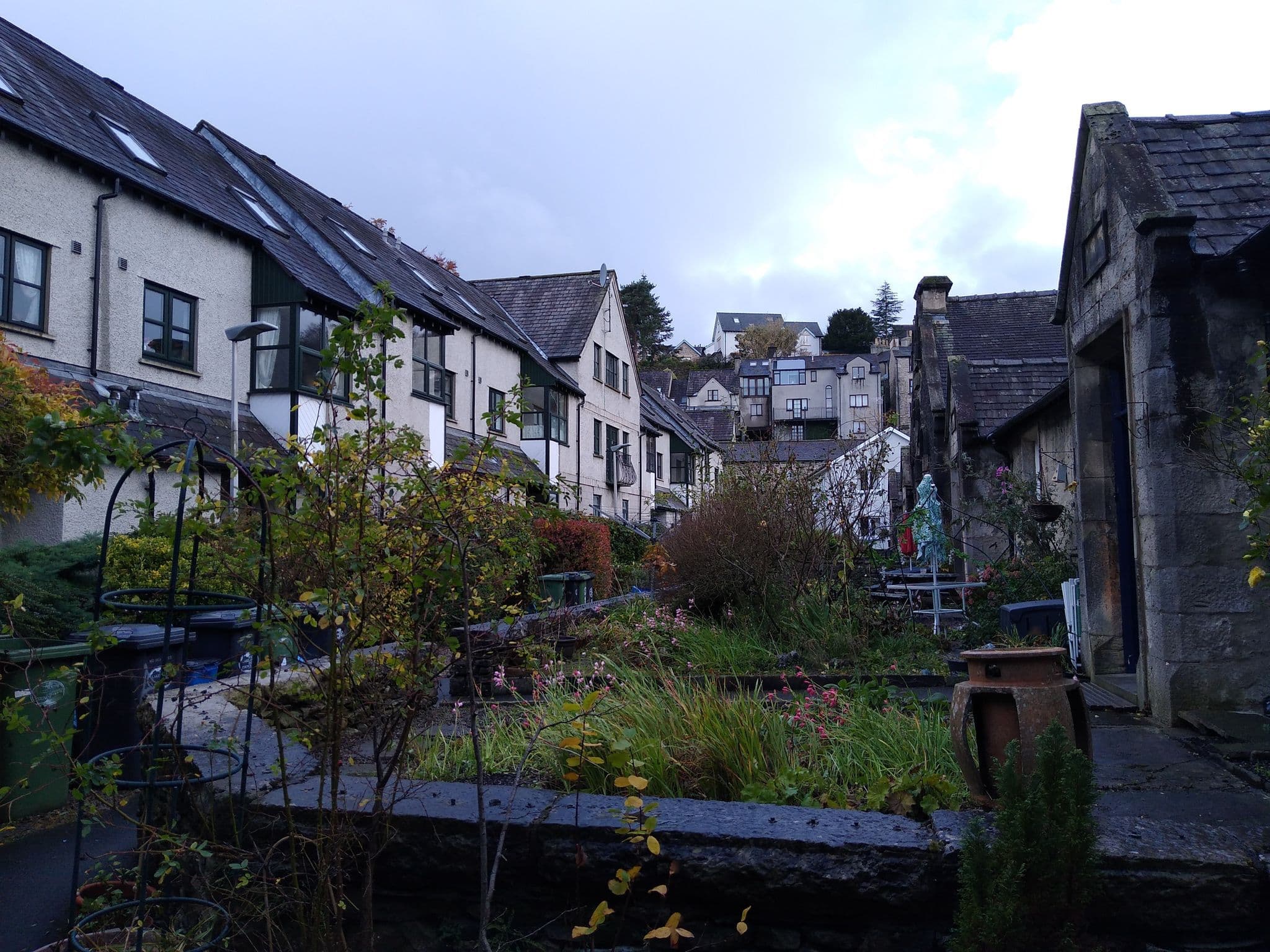 Street view near The Shakespeare Inn, Kendal — © jethro10 (CC BY-SA · Mapillary)