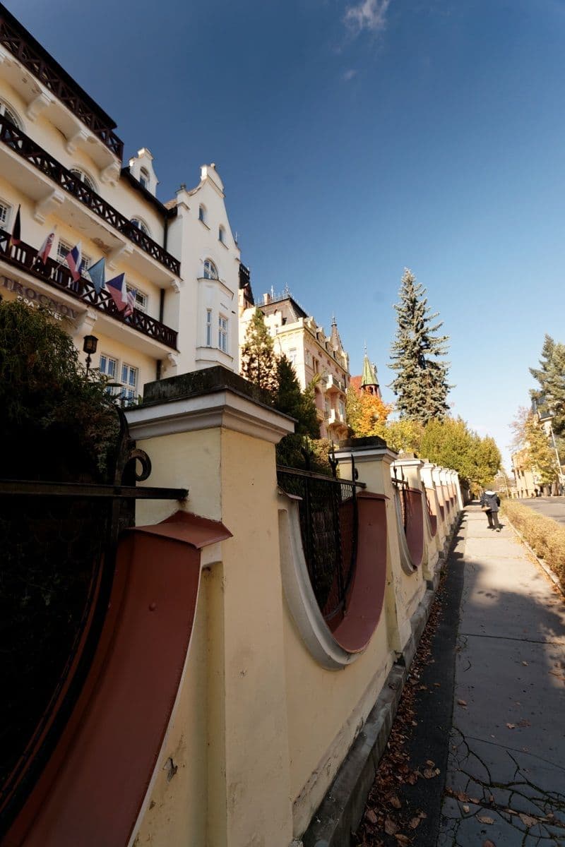 Street view near Trocnov, Karlovy Vary
