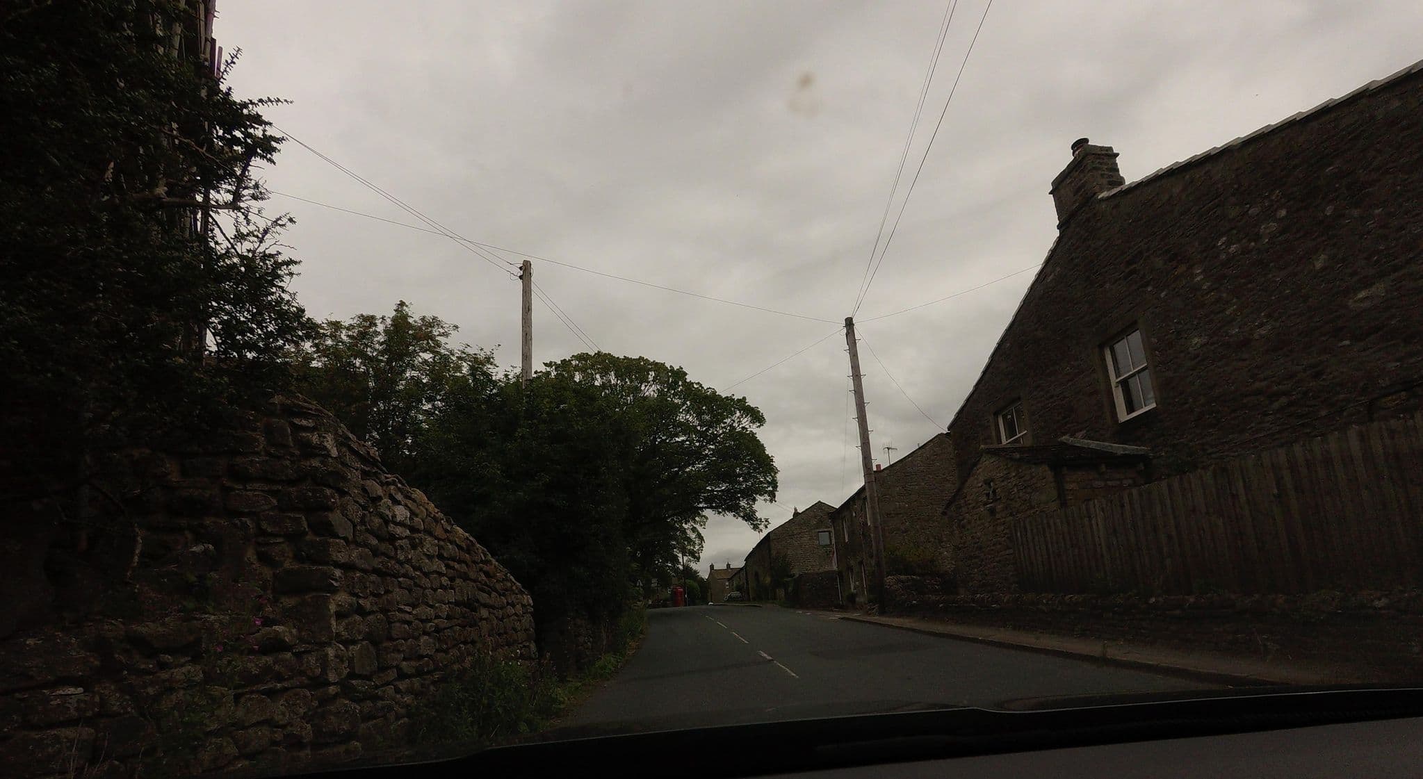 Street view near Ling House Bed and Breakfast, Grassington — © tallguy (CC BY-SA · Mapillary)