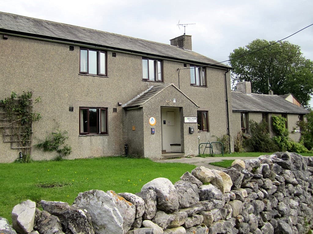 YHA Malham (via Wikimedia Commons, CC BY-SA 2.0)