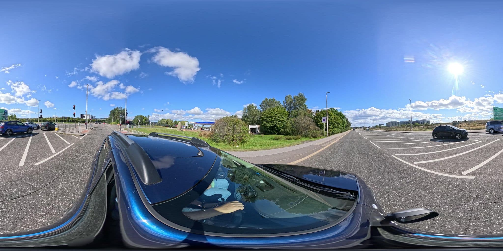 Street view near Thistle Aberdeen Airport, Dyce — © coetserw (CC BY-SA · Mapillary)