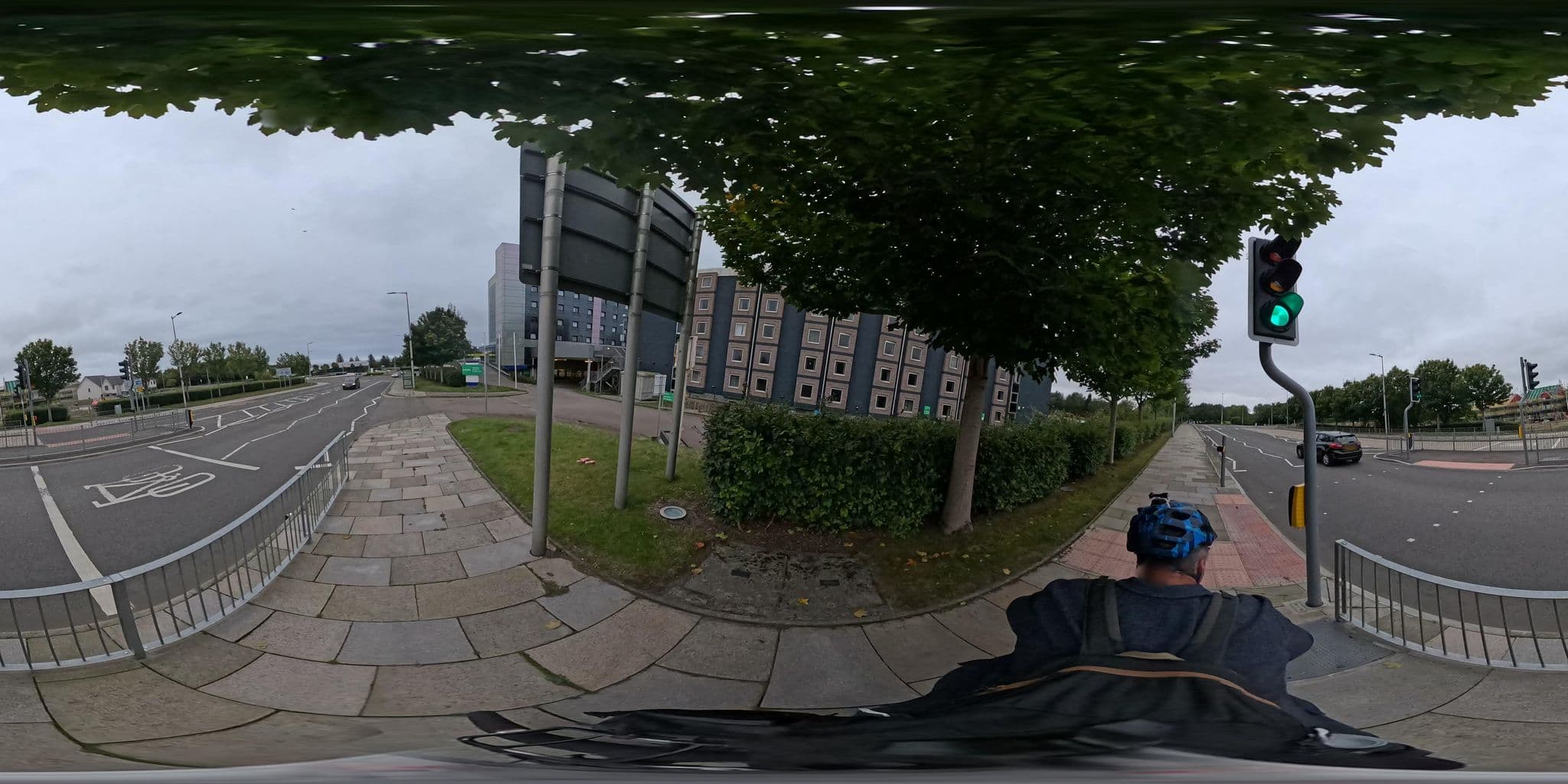 Street view near Holiday Inn Aberdeen Exhibition Centre, Aberdeen — © coetserw (CC BY-SA · Mapillary)