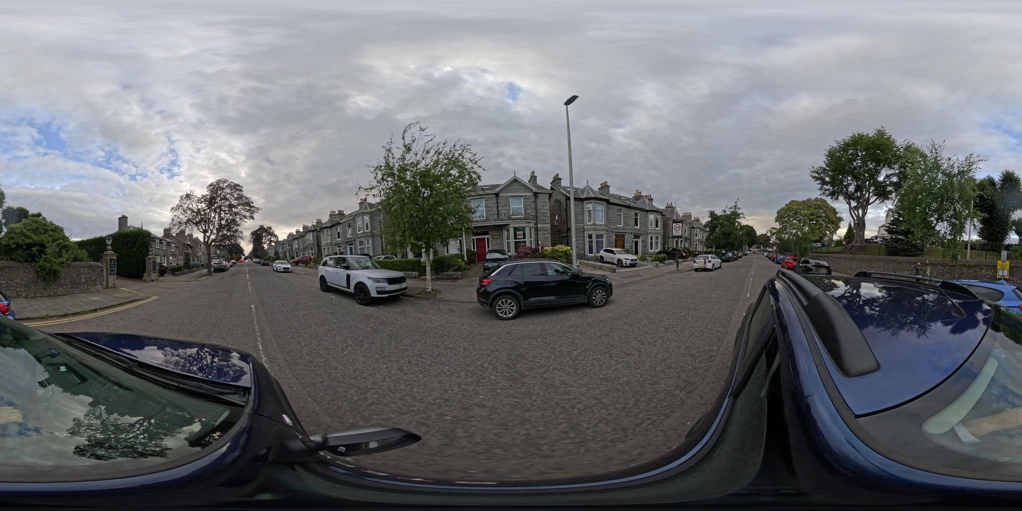 Street view near Applewood Guest House, Aberdeen — © coetserw (CC BY-SA · Mapillary)