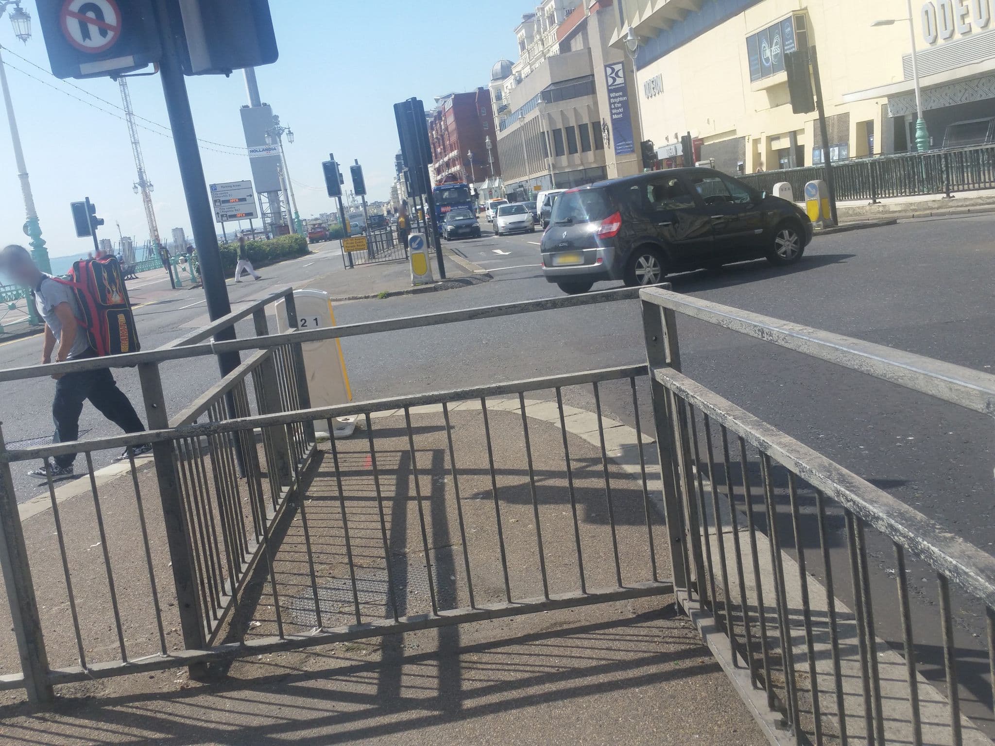 Street view near Umi Hotel Brighton, Brighton — © matth81 (CC BY-SA · Mapillary)