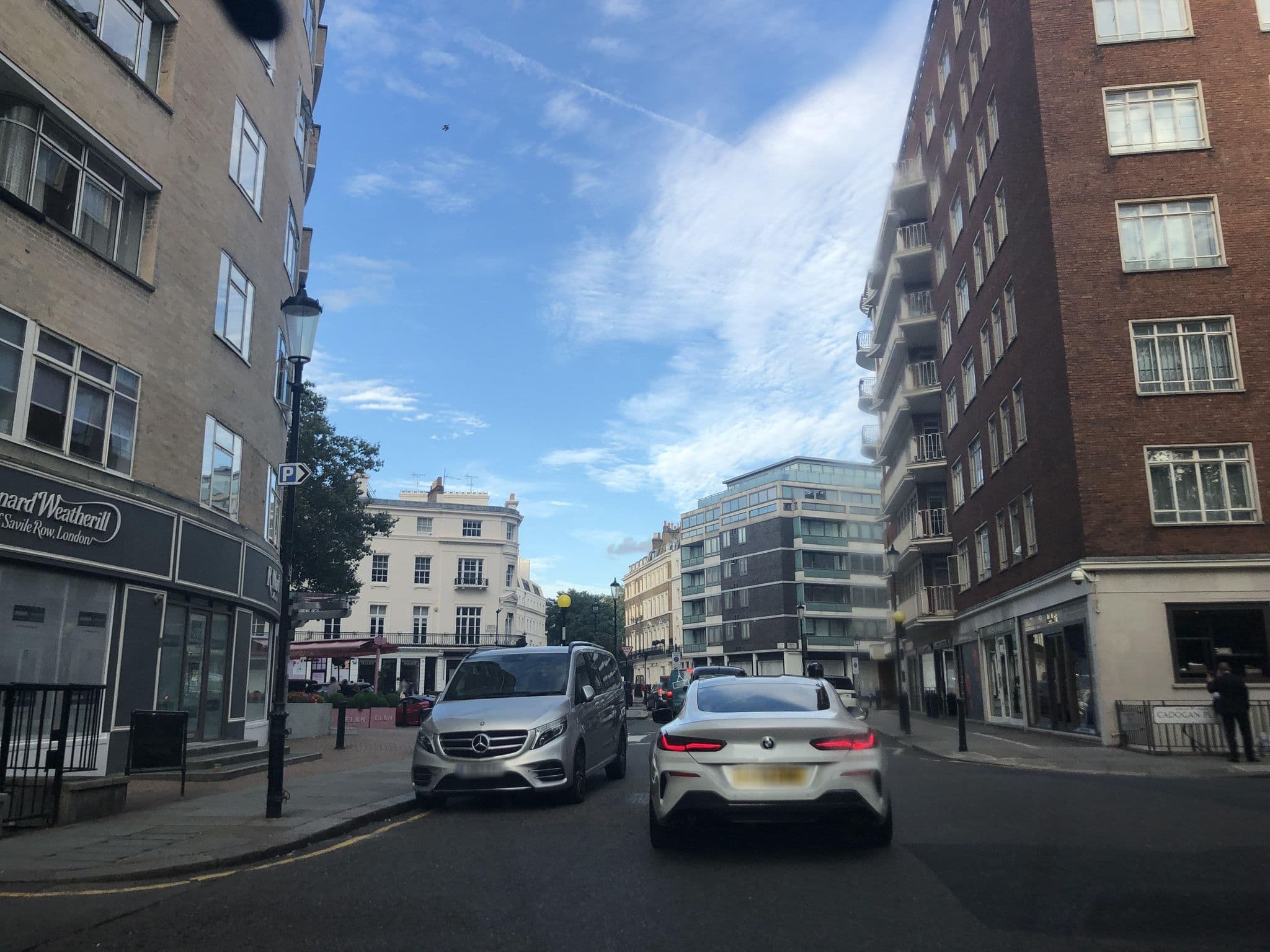 Street view near Jumeirah Carlton Lobby, Knightsbridge and Belgravia — © laye (CC BY-SA · Mapillary)