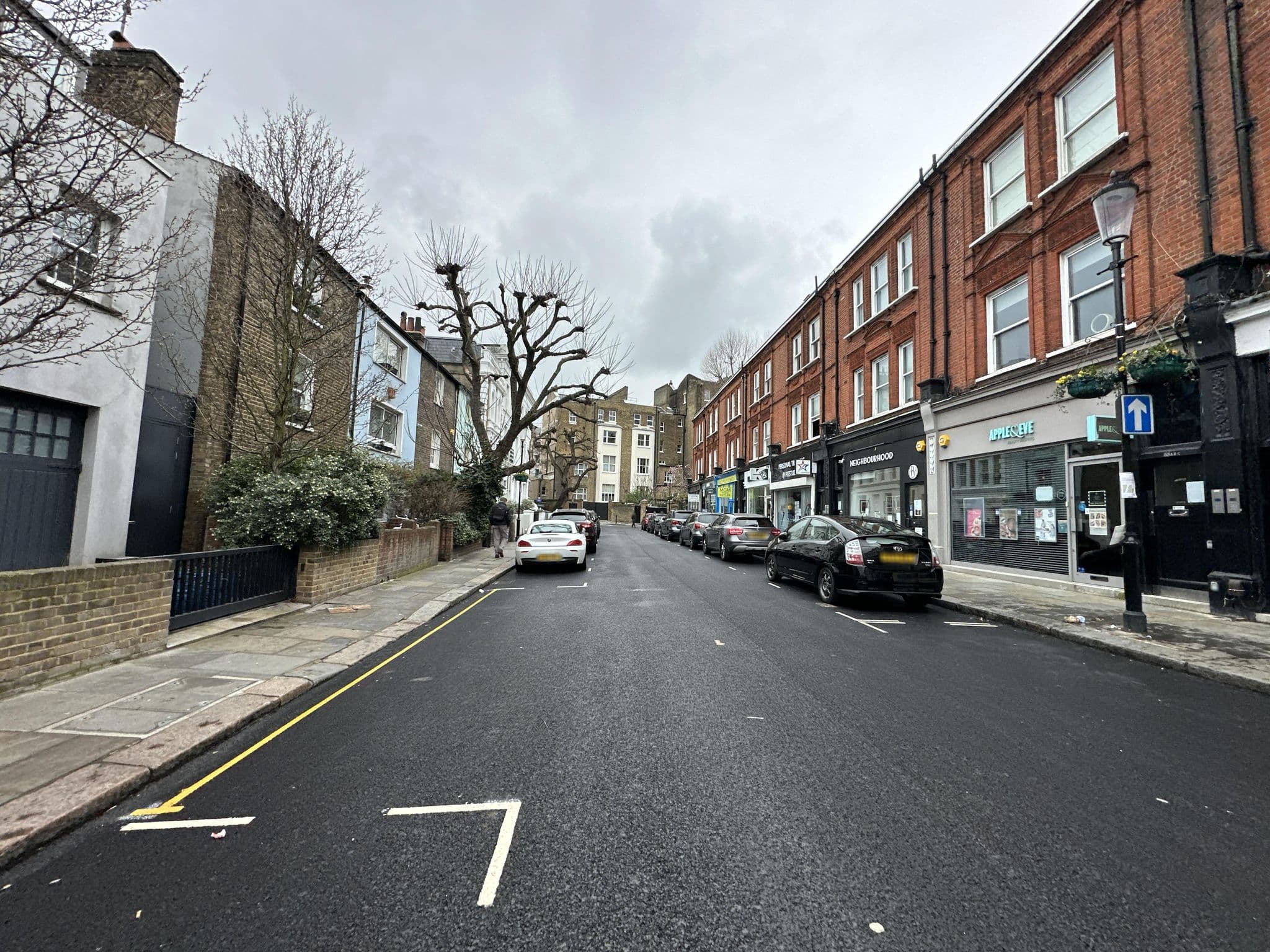 Street view near Best Western Kensington Shaftesbury, Earls Court — © wasd42 (CC BY-SA · Mapillary)