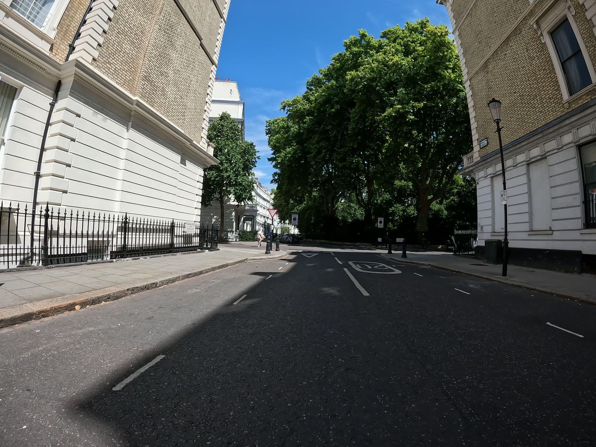 Street view near The Nadler Kensington, Earls Court — © erias (CC BY-SA · Mapillary)