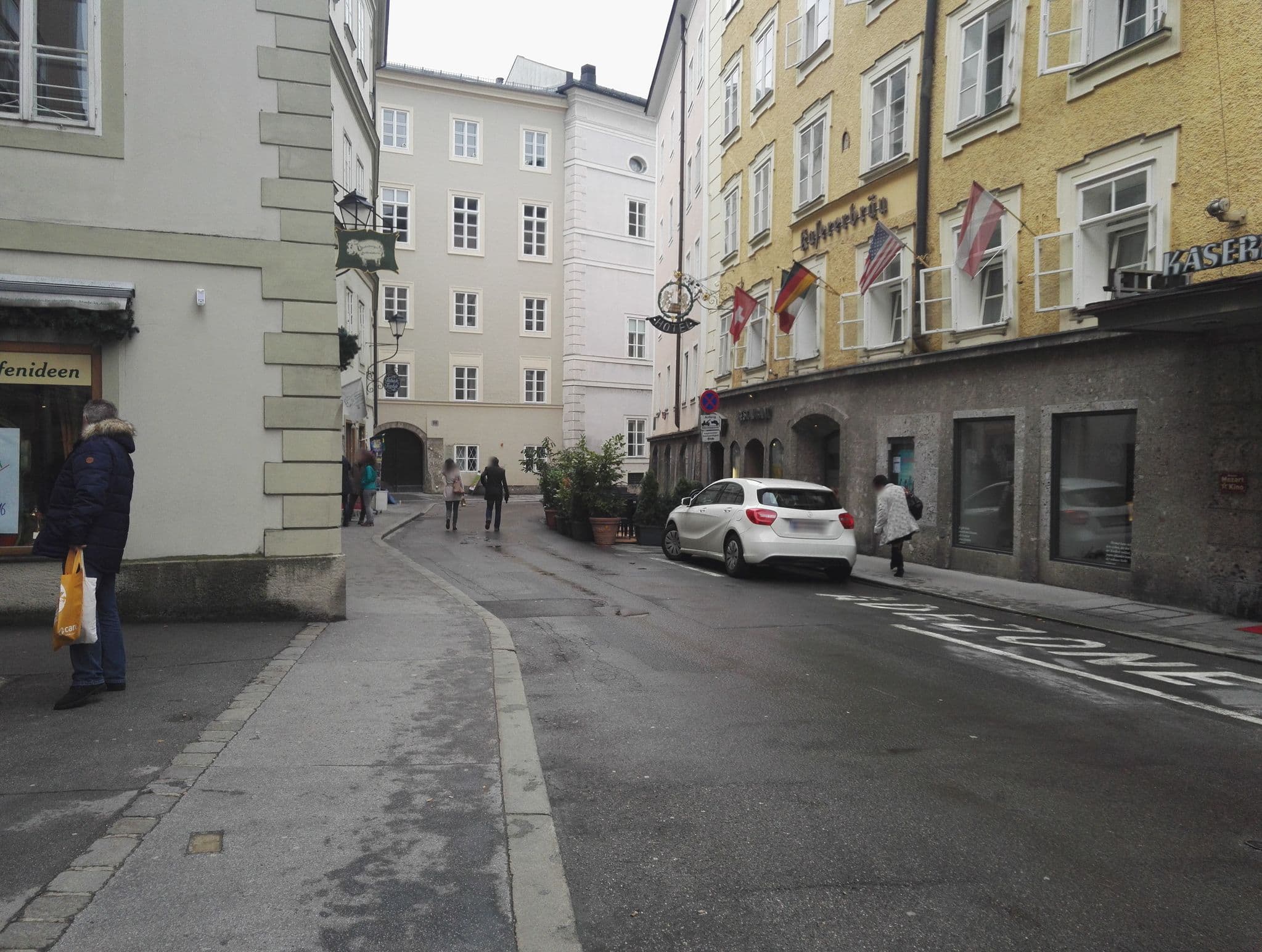 Street view near Kasererbraeu, Salzburg — © aceini (CC BY-SA · Mapillary)
