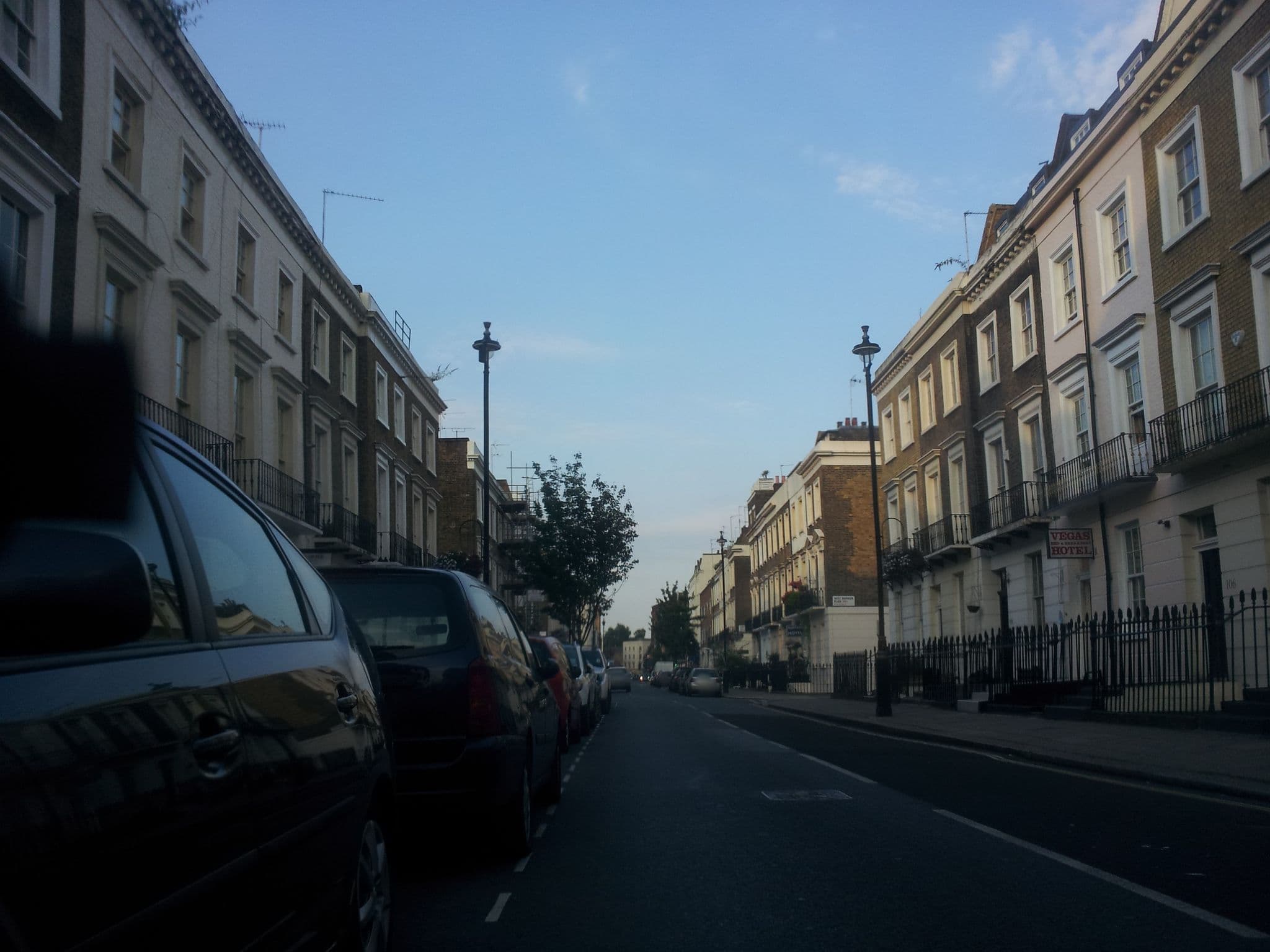 Street view near London Hostels Association, Pimlico — © paulbiv (CC BY-SA · Mapillary)