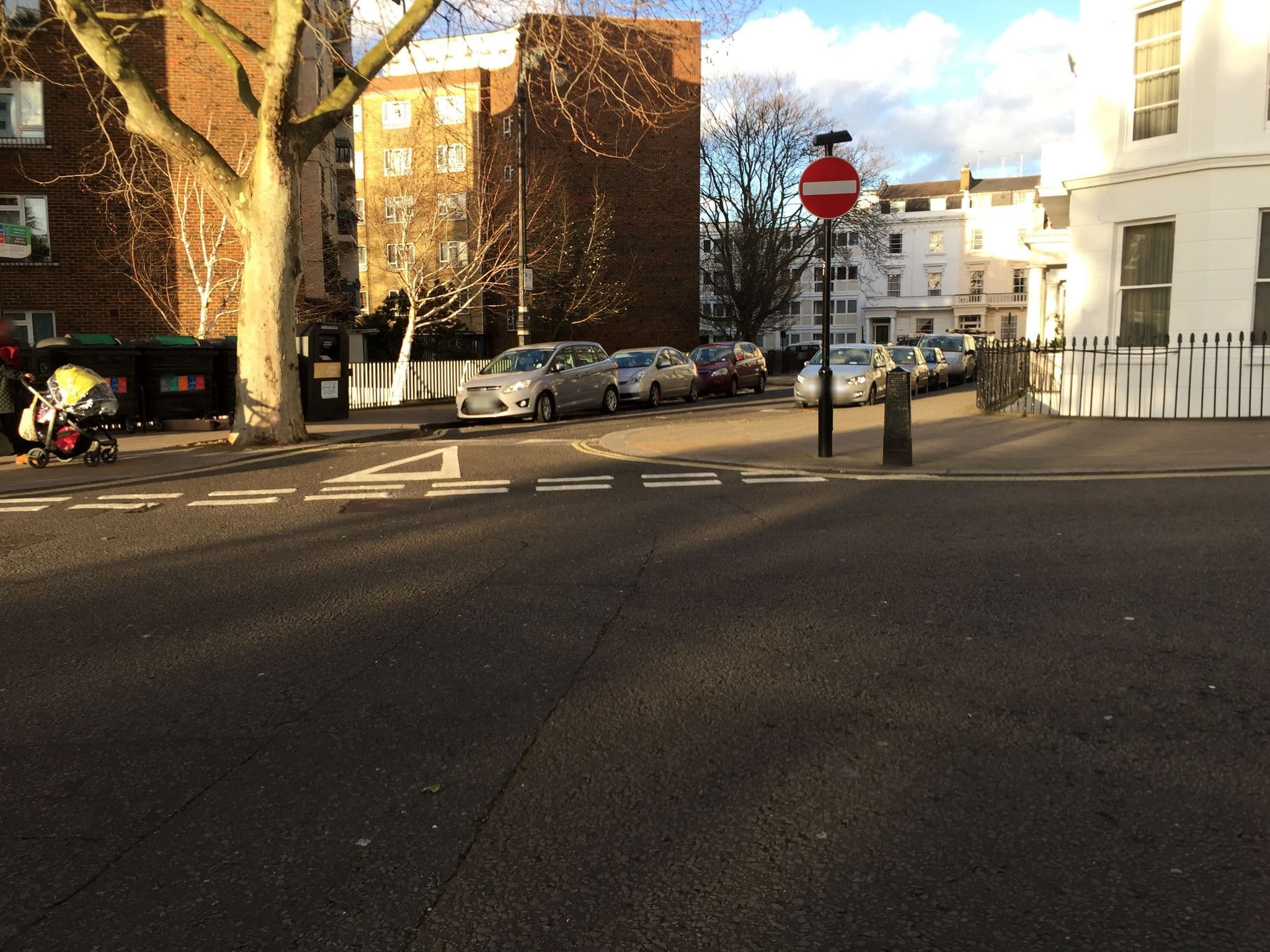 Street view near FRESH @ The White Ferry, Pimlico — © tommorris (CC BY-SA · Mapillary)