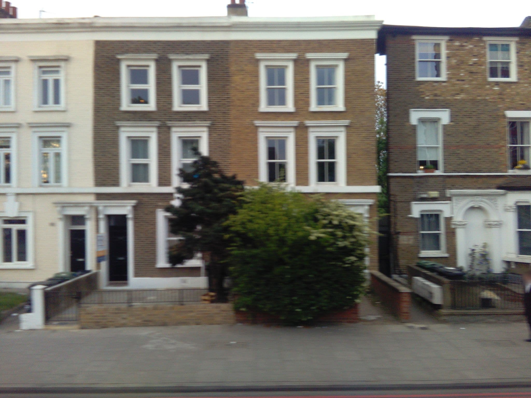 Street view near David & Nathans B&B, Pimlico — © ris (CC BY-SA · Mapillary)