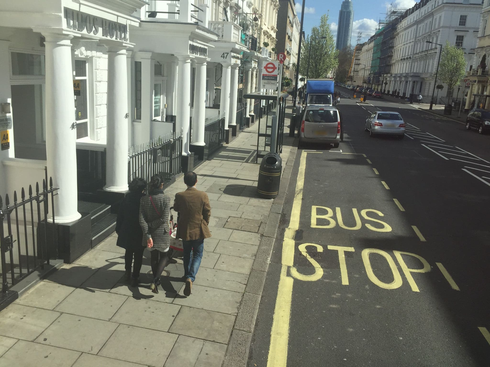 Street view near Comfort Inn, Pimlico — © tommorris (CC BY-SA · Mapillary)