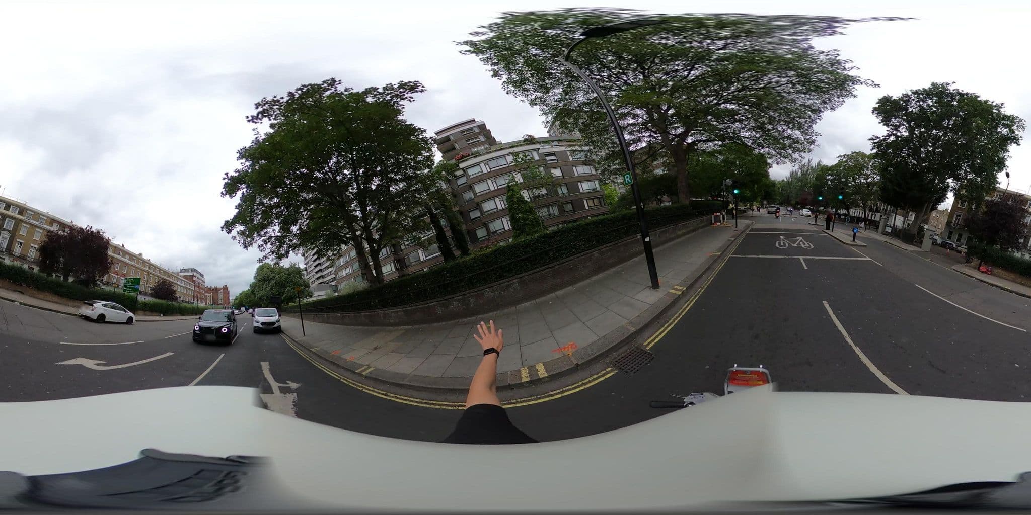 Street view near Ventures Hotel London, Hyde Park — © NatchaponJ (CC BY-SA · Mapillary)