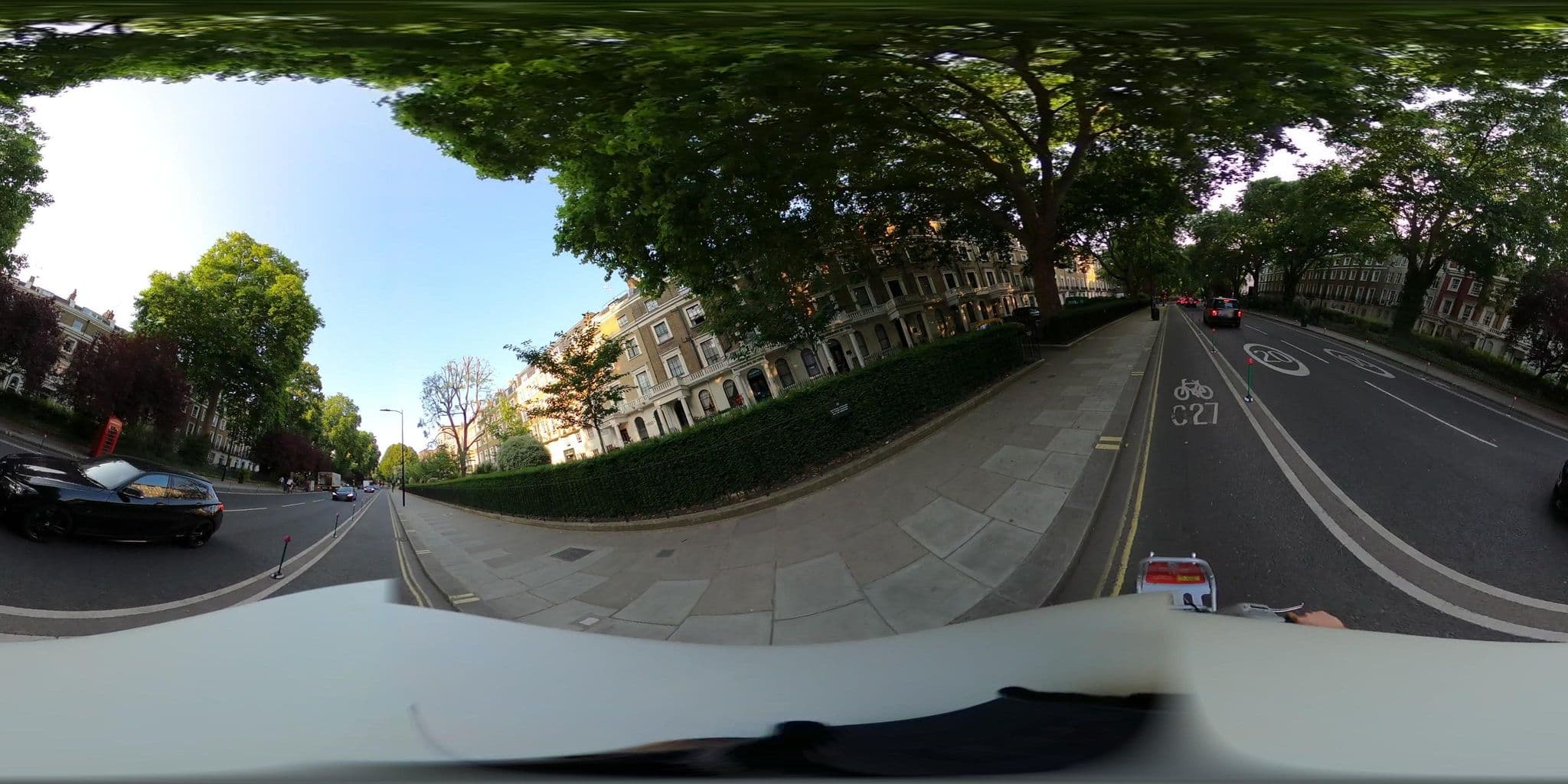 Street view near Picton House Hotel, Hyde Park — © NatchaponJ (CC BY-SA · Mapillary)