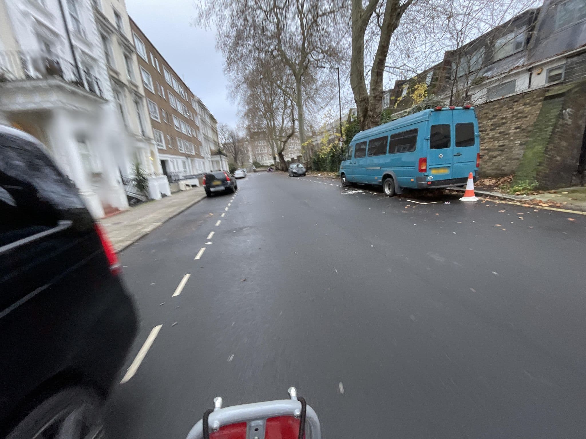 Street view near 12a Queensborough Terrace, Lancaster Gate — © asturksever (CC BY-SA · Mapillary)
