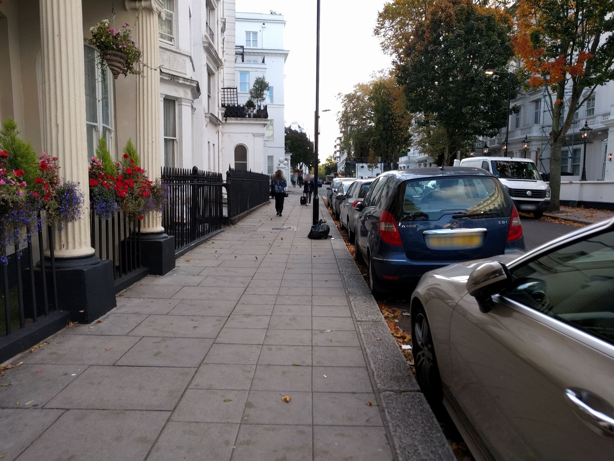 Street view near The Blakemore Hotel, Lancaster Gate — © peterneubauer (CC BY-SA · Mapillary)