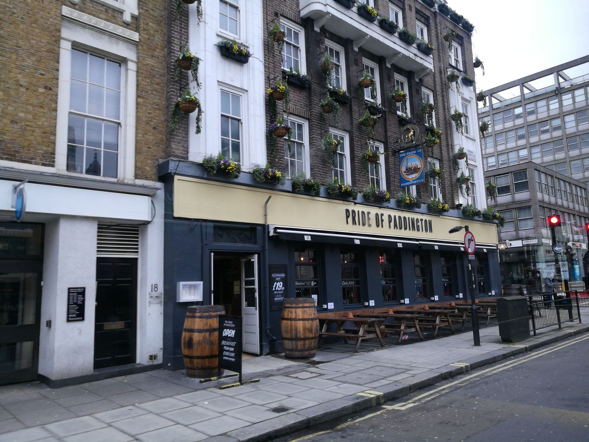 Street view near Metro Hotel London, Hyde Park — © rsandu (CC BY-SA · Mapillary)